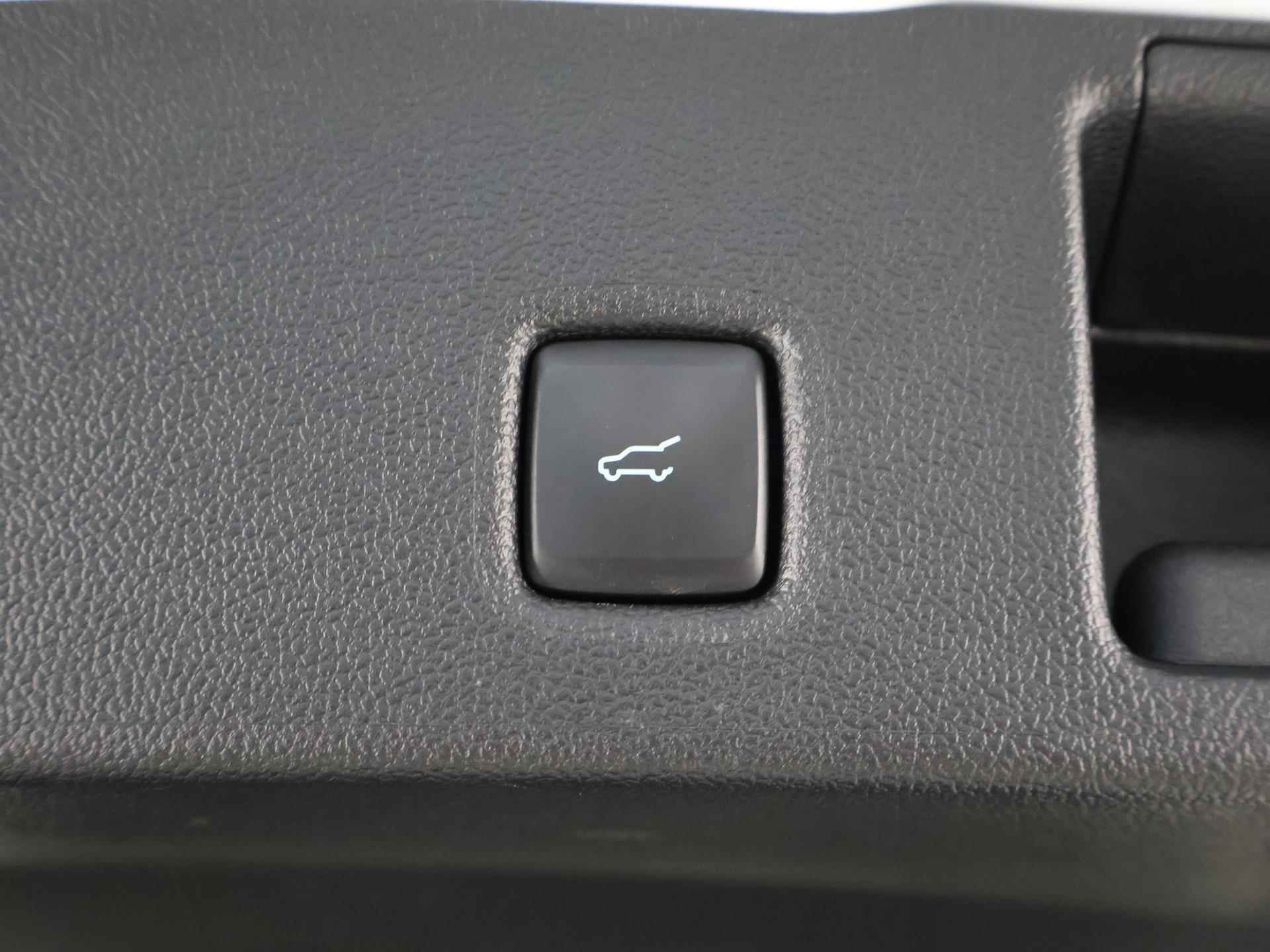Ford Kuga 2.5 PHEV ST-Line X | Panoramadak | Adaptive Cruise Control | Adaptive LED koplampen | Stoelverwarming | - 40/44