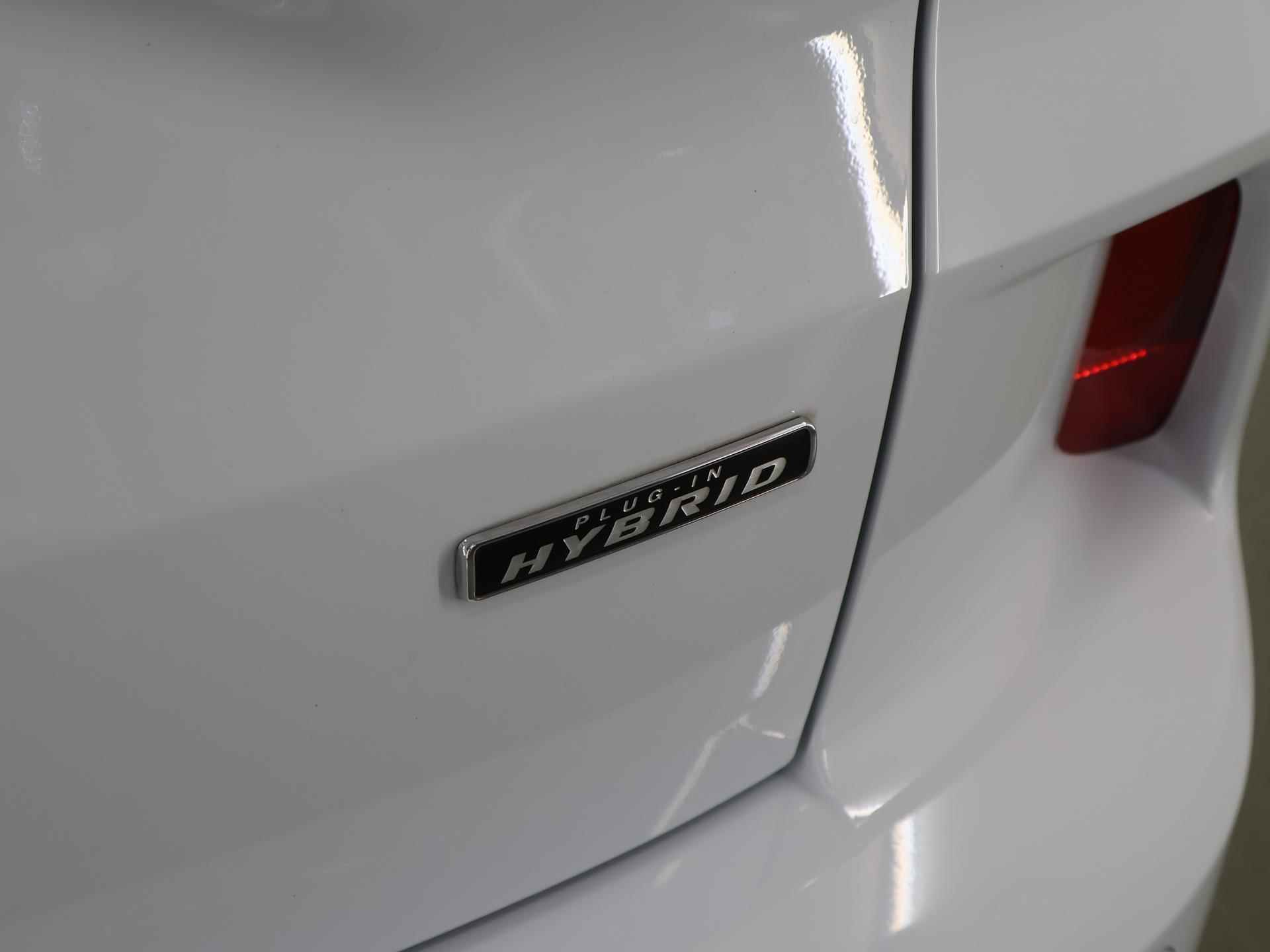 Ford Kuga 2.5 PHEV ST-Line X | Panoramadak | Adaptive Cruise Control | Adaptive LED koplampen | Stoelverwarming | - 41/44