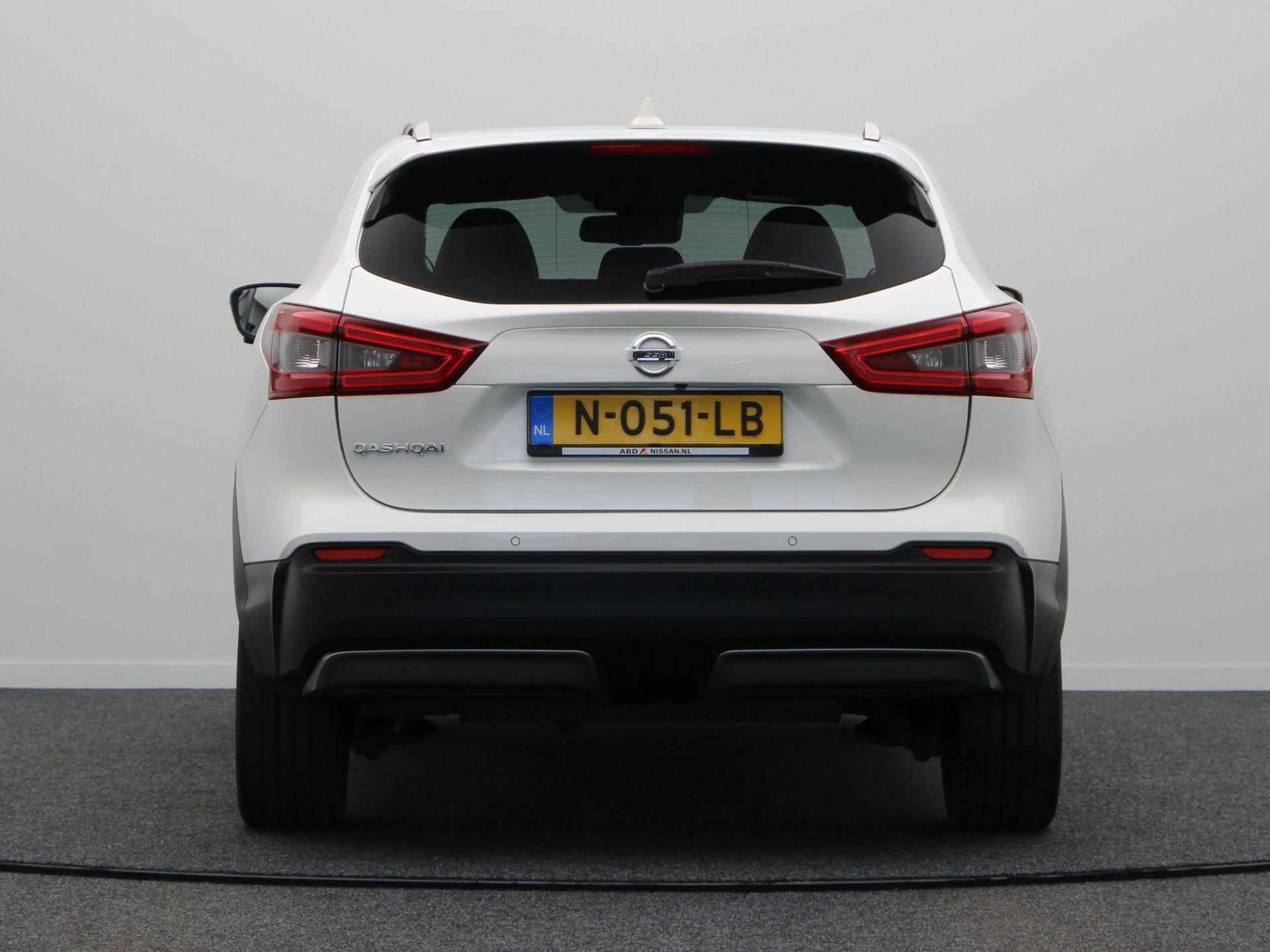 Nissan Qashqai 1.6 Tekna | Vol Lederen interieur | 1500kg Trekvermogen | 360 graden Camera | Cold Pack | Panoramadak | - 7/52