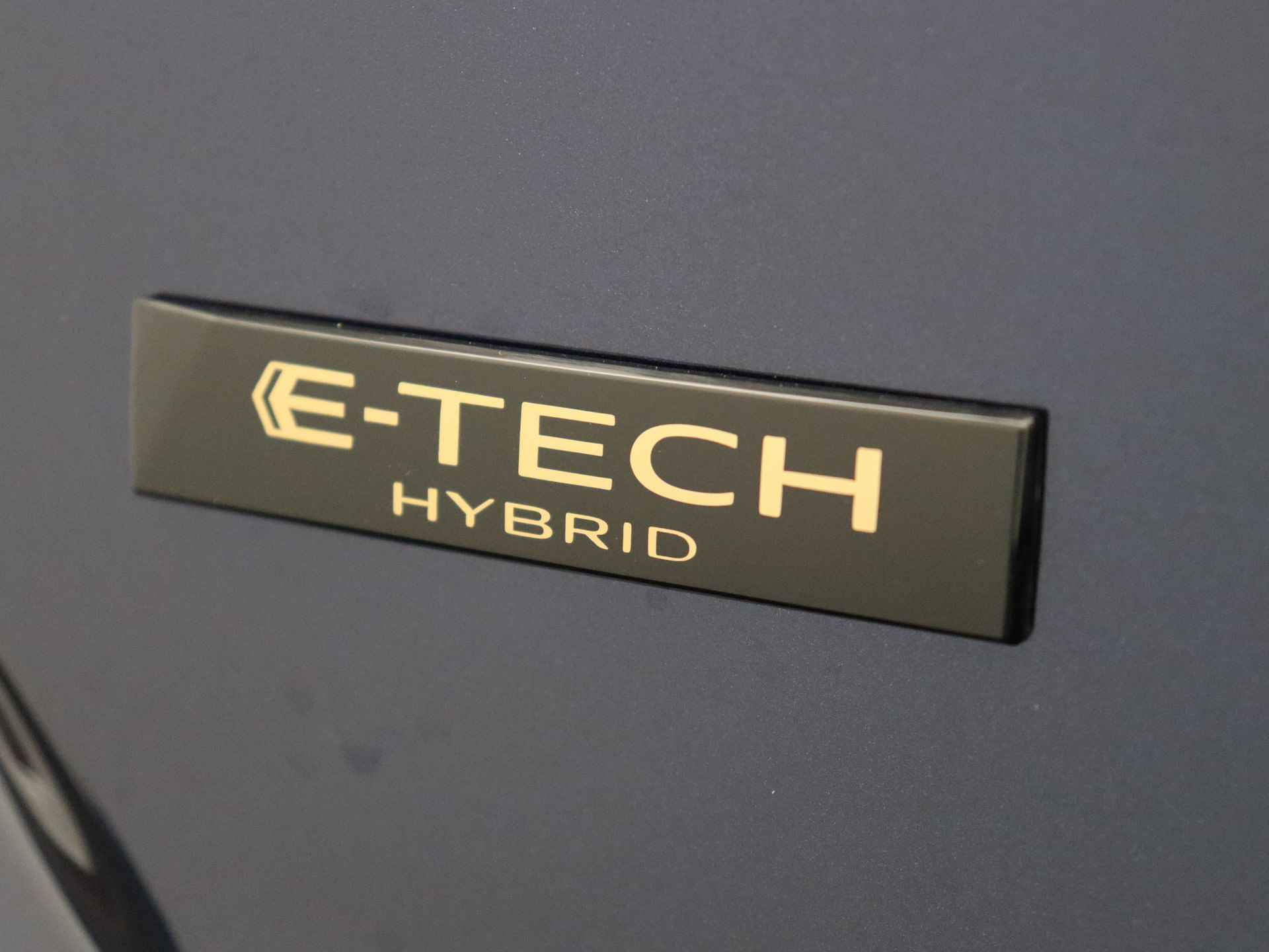 Renault Espace full hybrid 200 E-Tech Iconic - 25/29