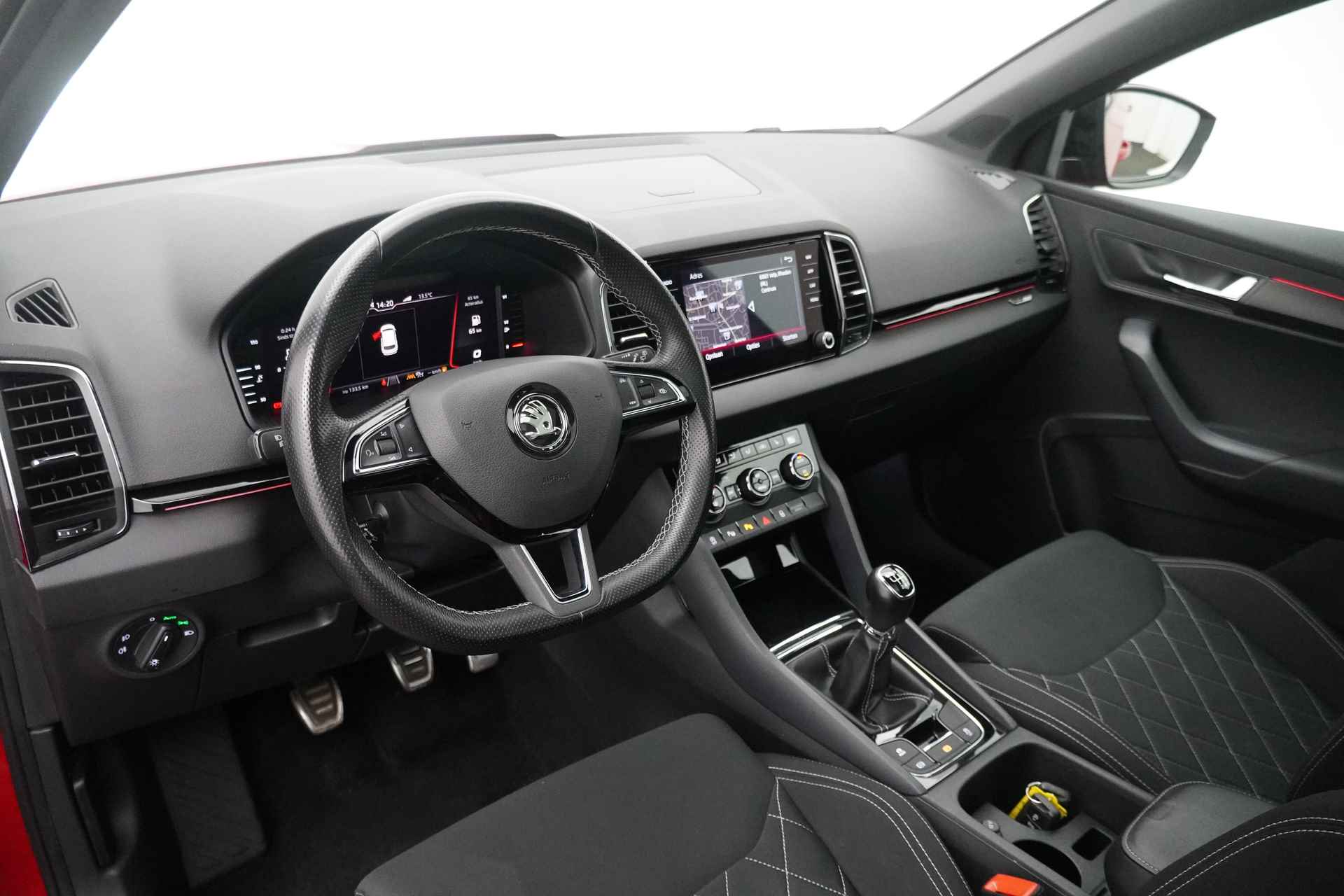 Škoda Karoq BWJ 2020 1.5 TSI ACT 150 PK Sportline Business PANORAMA DAK / STOELVERW. / SPORTSTOELEN / APPLE CARPLAY / ANDROID AUTO / FULL LED / NAVI / CLIMA / CRUISE / LMV - 7/32
