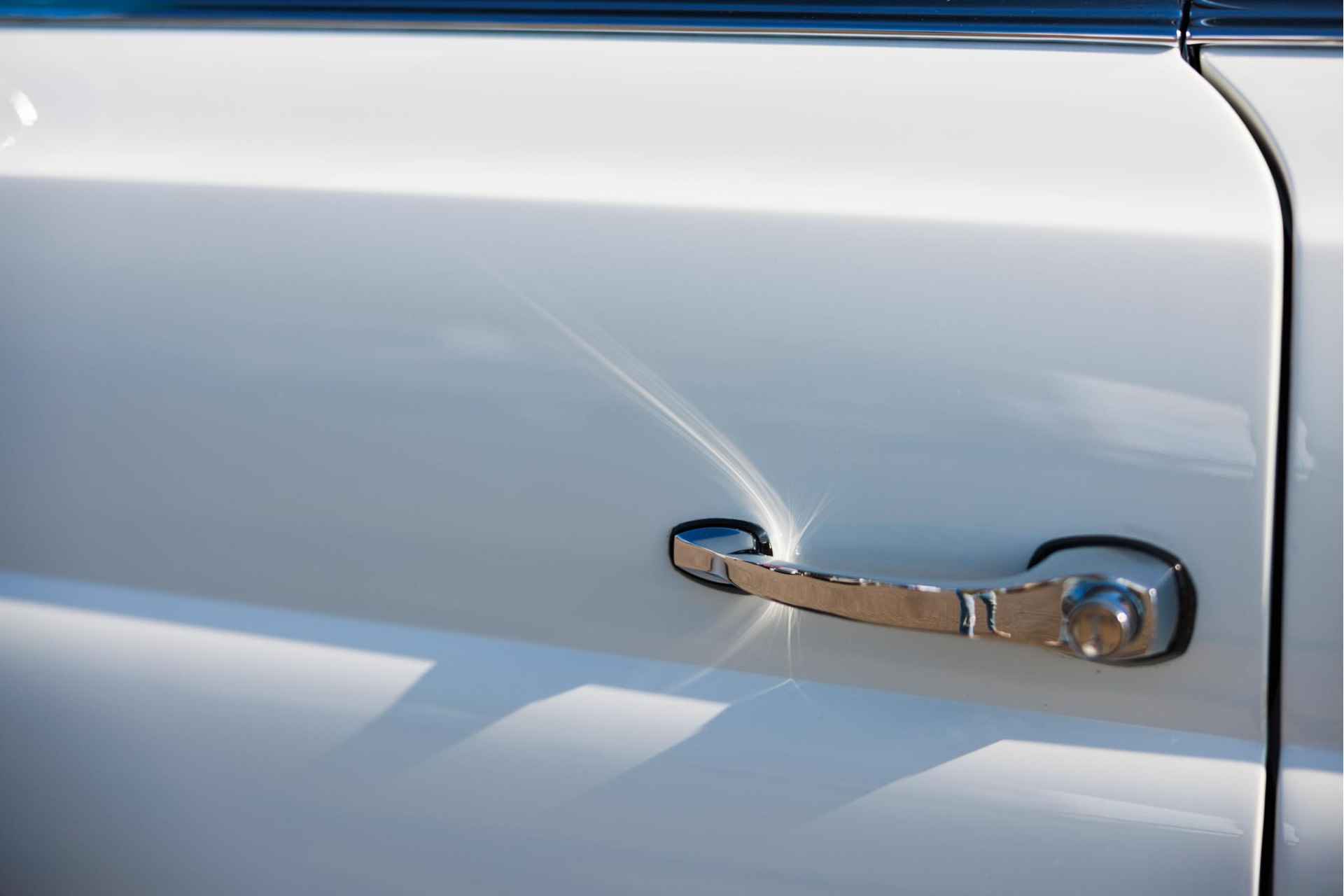 Mercedes-Benz W111 280 SE Cabriolet Volledig gerestaureerd  Verkoop in opdracht | Flachkühler | Compleet gerestaureerd - 18/31