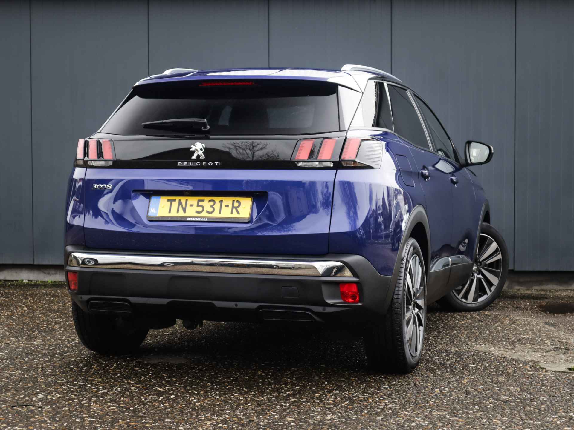 Peugeot 3008 1.2 PureTech Blue Lease Premium (131 PK) 1e-Eig, Peugeot-Dealer-Onderh, 12-Mnd-BOVAG, NL-Auto, Trekhaak, Leer, Elek.-Achterklep, Navigatie/Apple-Carplay/Android-Auto, Cruisecontrol, Achteruitrijcamera, Keyless-Entry/Start, Parkeerse Stoelverwarming, DAB, Licht-Zicht-Pakket, Lm-Velgen-19Inch, Privacy-Glas - 4/47