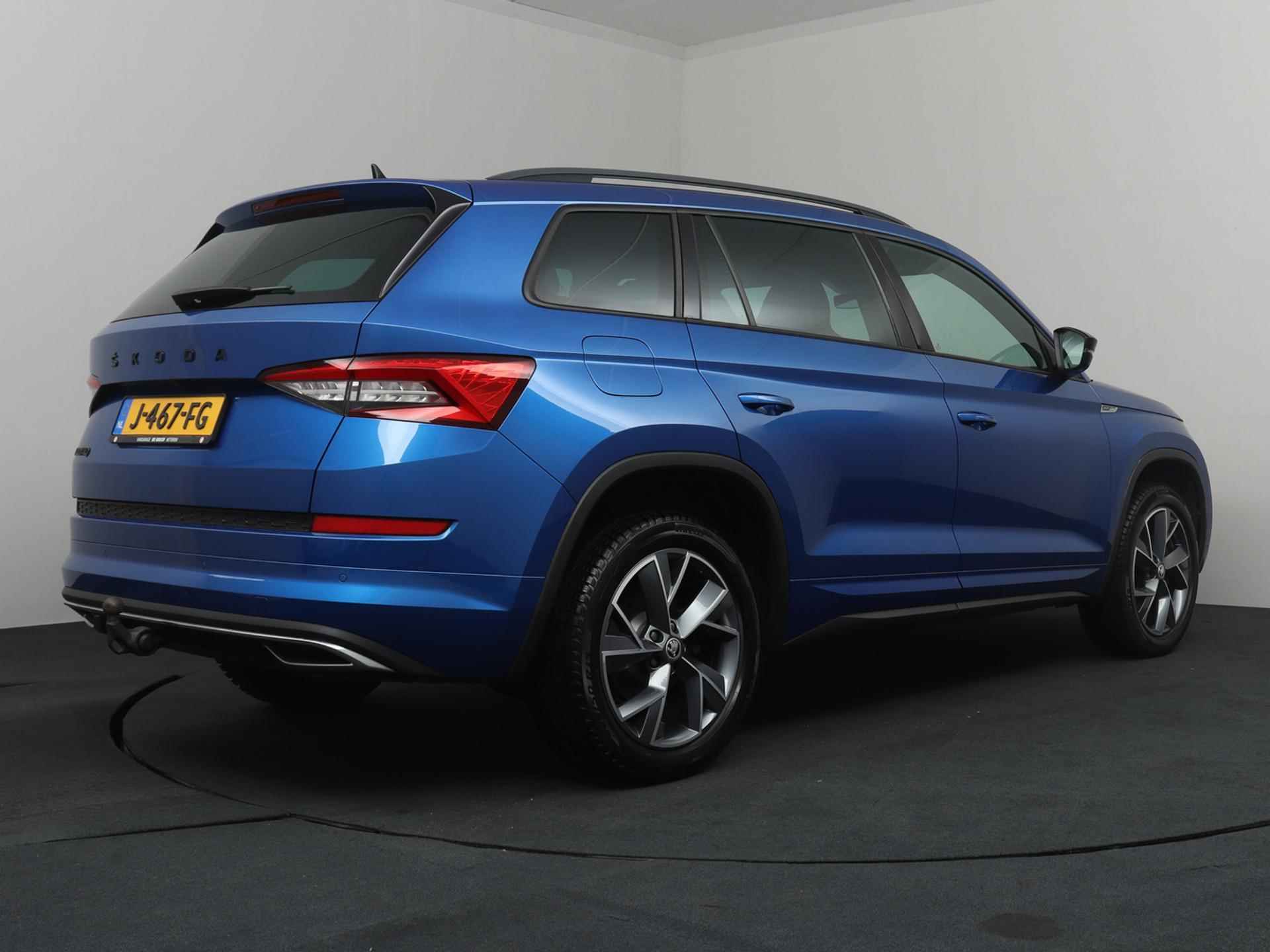 Skoda Kodiaq 1.5 TSI Sportline Business 7p. | Trekhaak | ACC | Navigatie | Camera - 2/39