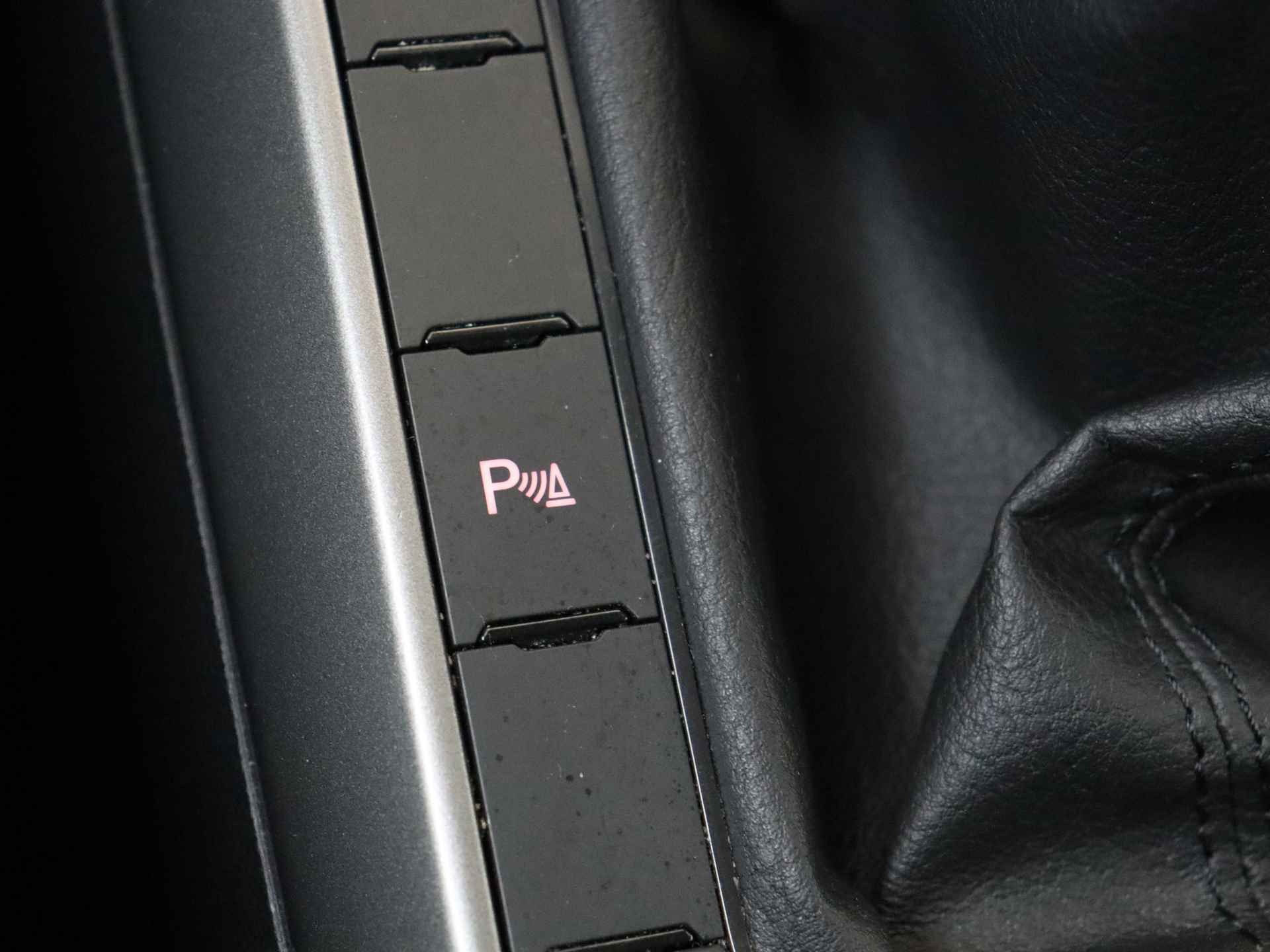 Volkswagen Polo 1.0 TSI Comfortline Business 5 deurs | Navigatie | Airco - 24/31