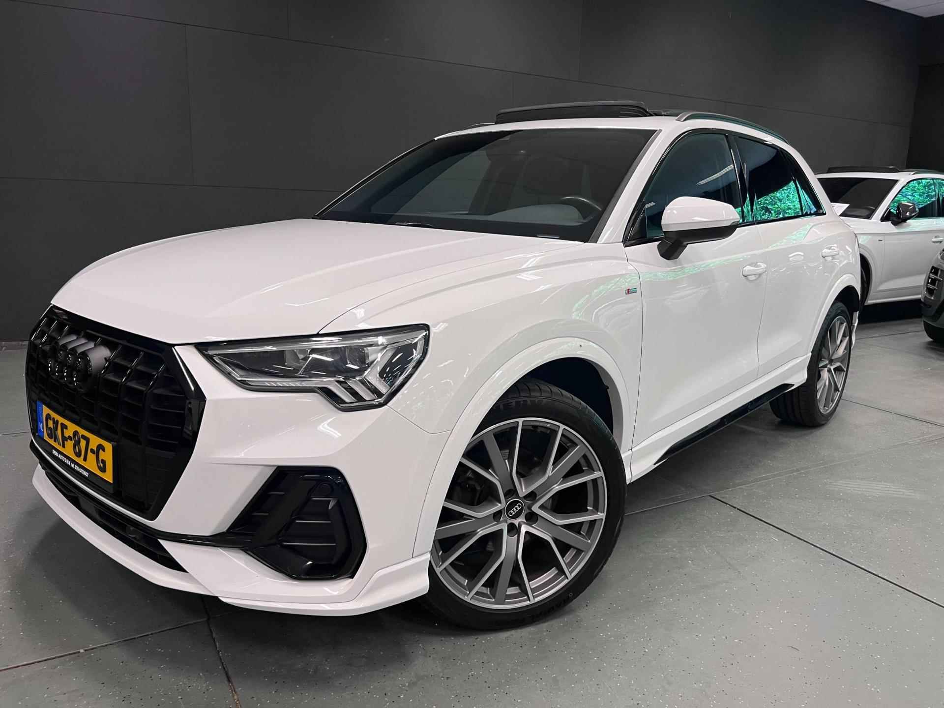 Audi Q3 35 TFSI S 3X S-LINE BLACK-LINE PANO/NAVI/LED/DAB/CARPLAY - 2/59