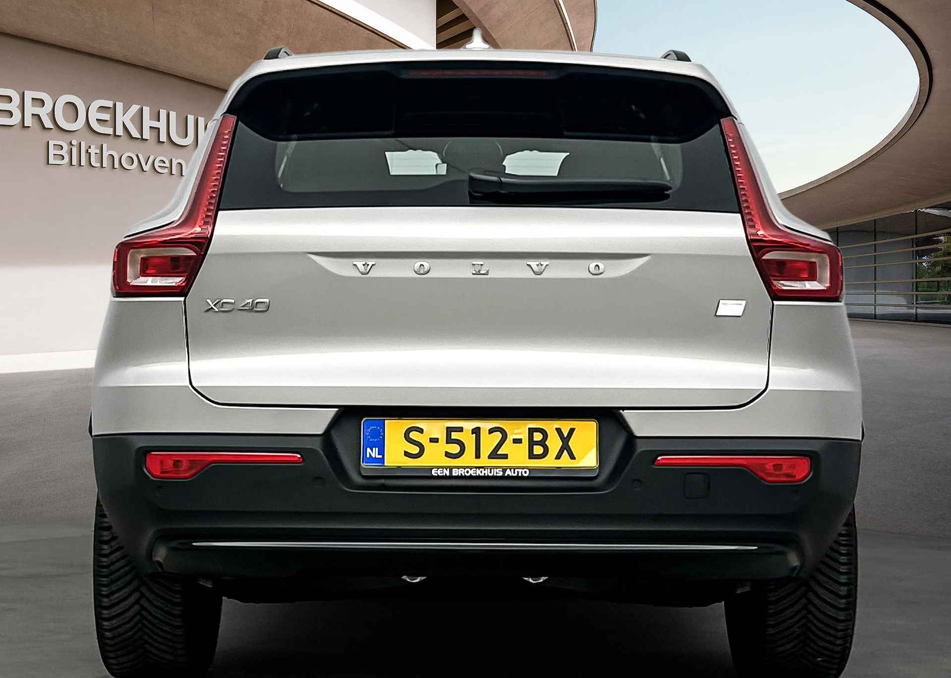 Volvo XC40 Recharge Core 70 kWh | SEPP € 2.000,- MOGELIJK | All Season banden | PDC + Camera | Navi | Apple Carplay | - 7/27