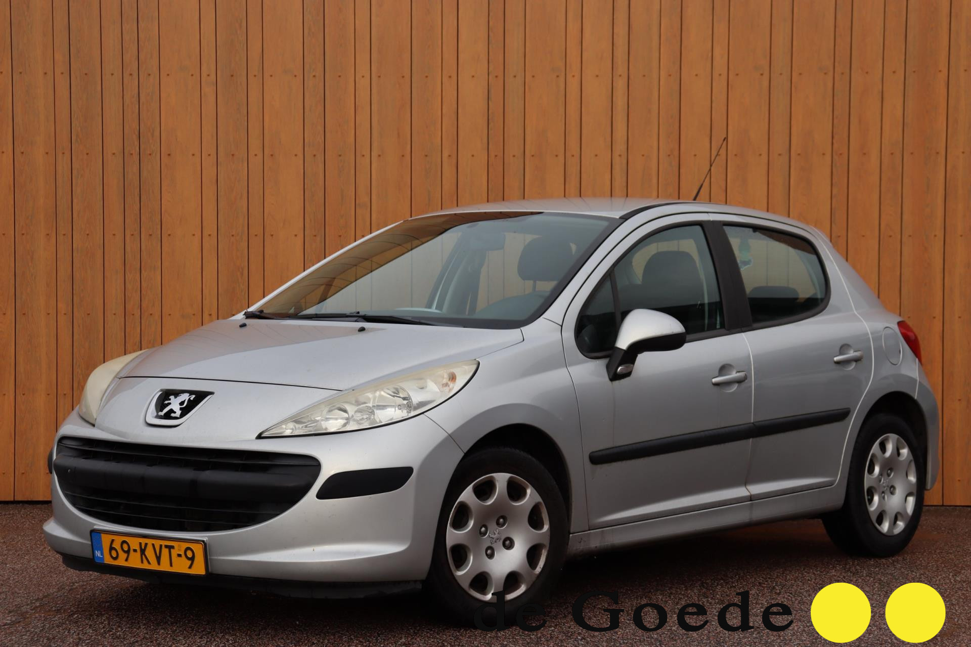 Peugeot 207 1.4 XR airco trekhaak