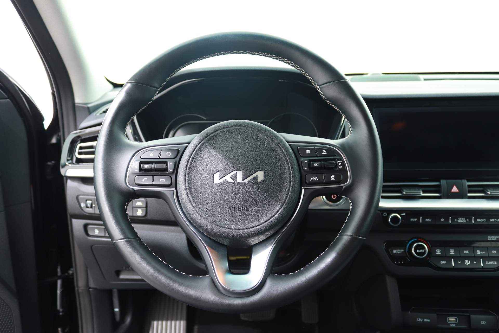 Kia e-Niro EDITION 204PK 64 KWH 3-FASE | Navi | Cruise Adaptief | Winterpakket - 9/49