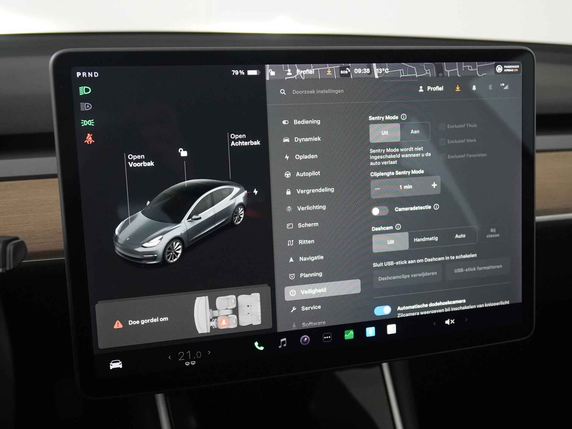 Tesla Model 3 Standard RWD Plus 60 kWh | Panoramadak | Mem Stoel | Blind Spot | Zondag Open! - 40/42