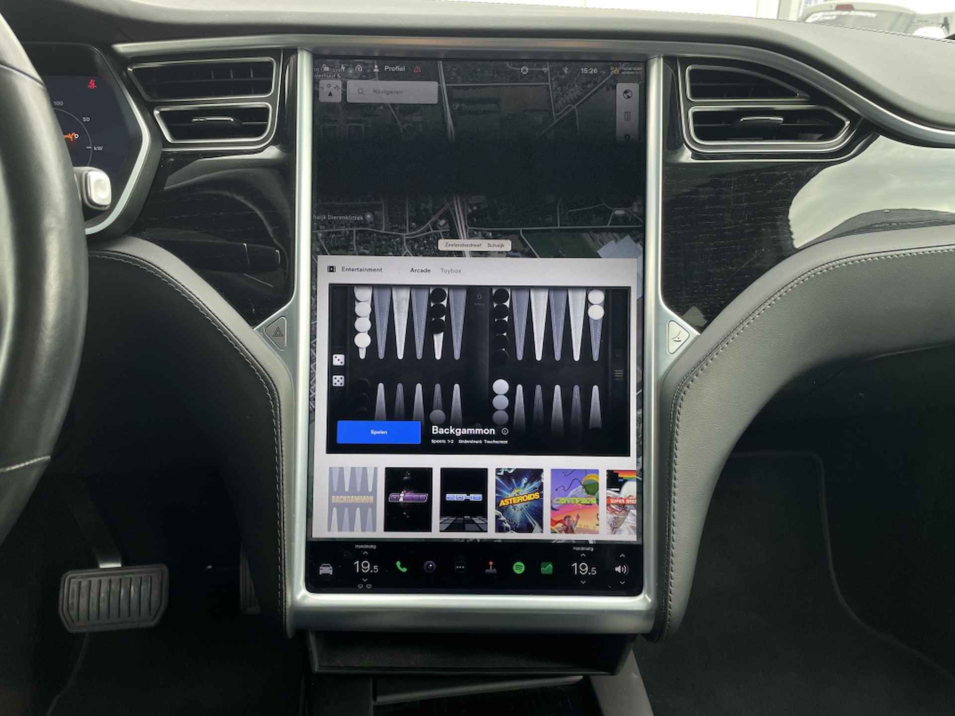 Tesla Model X 75D Base | BTW verrekenbaar | Autopilot | Trekhaak | Navigatie - 32/43