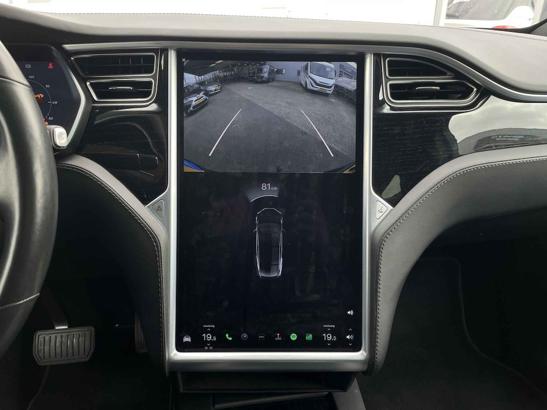 Tesla Model X 75D Base | BTW verrekenbaar | Autopilot | Trekhaak | Navigatie - 28/43