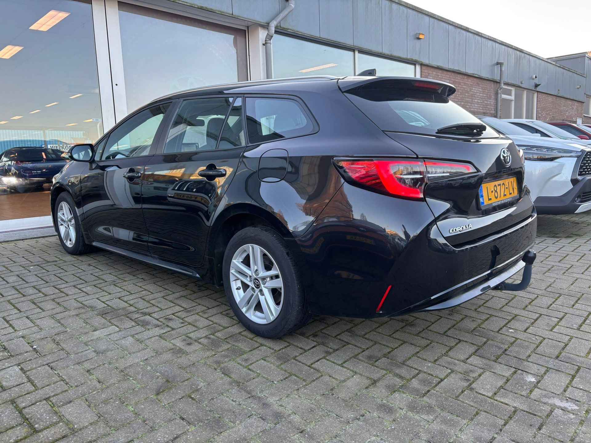 Toyota Corolla Touring Sports 1.2 Turbo Active | 1.300KG Trekgewicht | Trekhaak | Navigatie | Scherp Private Lease voorstel mogelijk | - 10/30