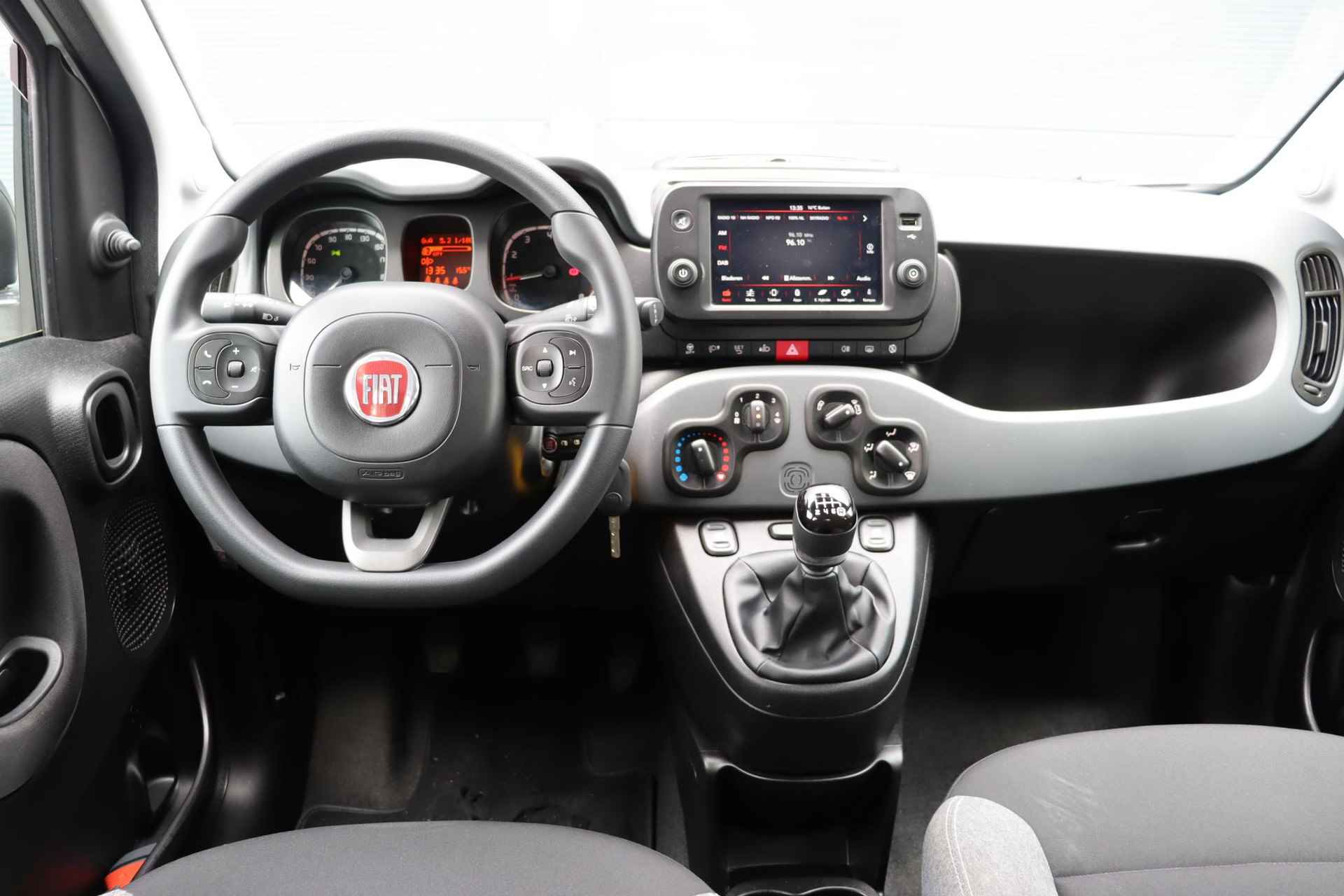 Fiat Panda 1.0 Hybrid City Life / Bluetooth / Airco /  DAB+ - 12/28