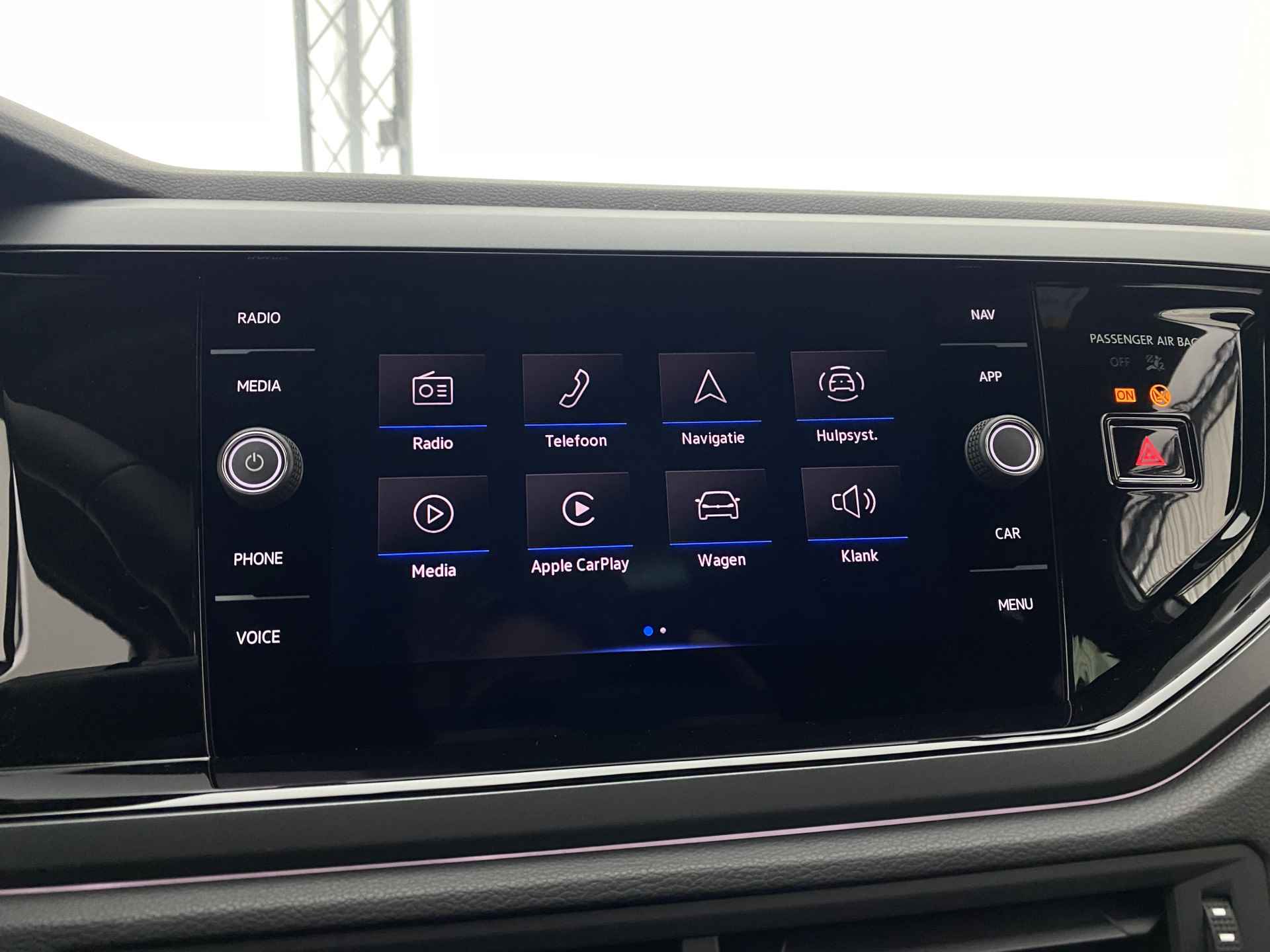 Volkswagen Polo 1.0 TSI R-Line Automaat | Apple Carplay | Pano-Dak | Navi | ACC | Stoelverw. | - 24/41