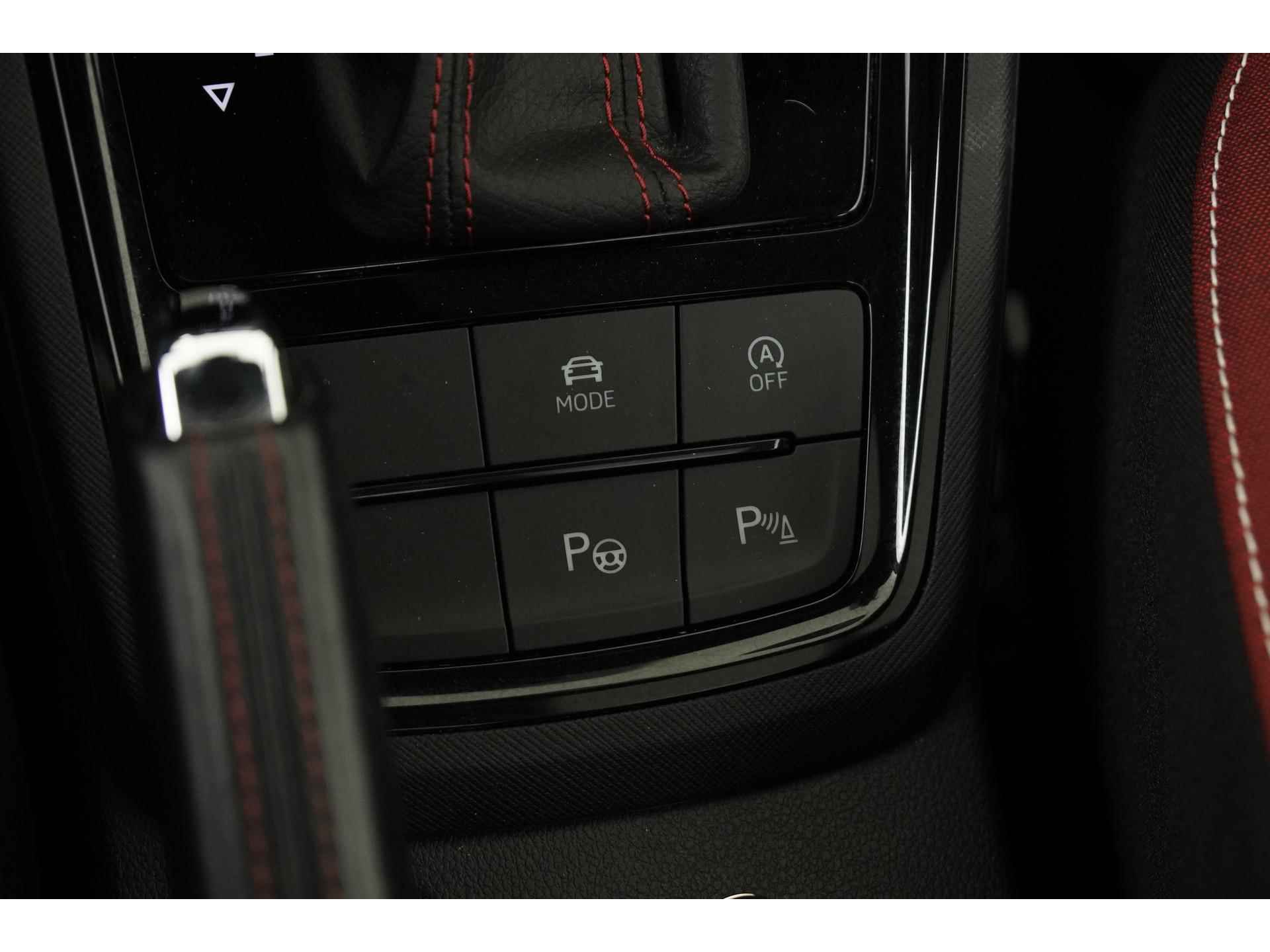 Škoda Kamiq 1.5 TSI ACT Monte Carlo DSG | Virtual Cockpit | Panoramadak | Zondag Open! - 13/49