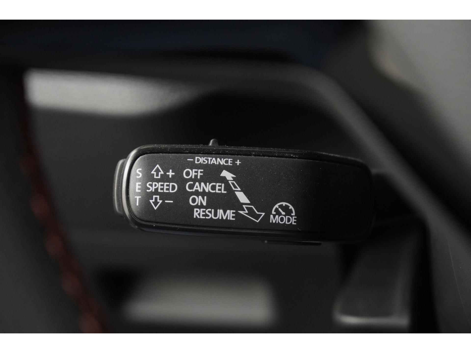 Škoda Kamiq 1.5 TSI ACT Monte Carlo DSG | Virtual Cockpit | Panoramadak | Zondag Open! - 38/49