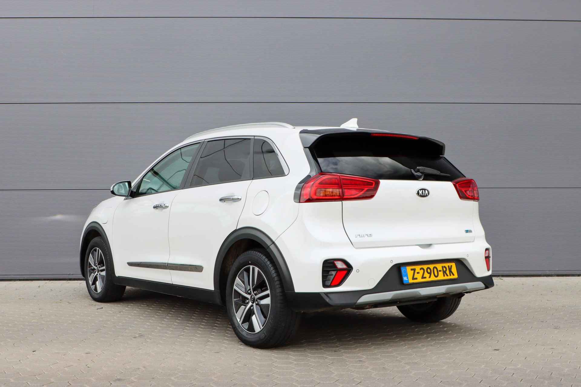 Kia Niro 1.6 GDi PHEV ExecutiveLine | Adaptieve cruise | Leer | Schuifdak | Rijklaarprijs - incl.garantie - 19/45