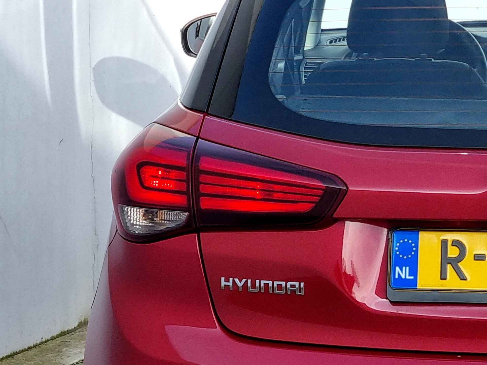 Hyundai i20 1.2 HP Comfort / Navigatie via Android Auto/Apple Carplay / Camera / Stoelverwarming / Stuurverwarming - 24/37