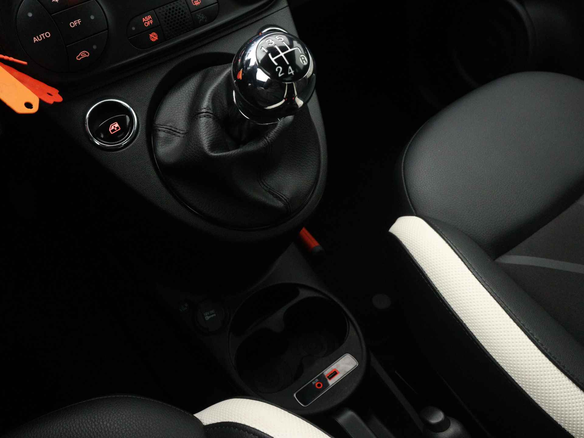 Fiat 500 0.9 TwinAir Turbo Sport | Navigatie | Climate Control | Beats audio | LM Velgen | - 12/43