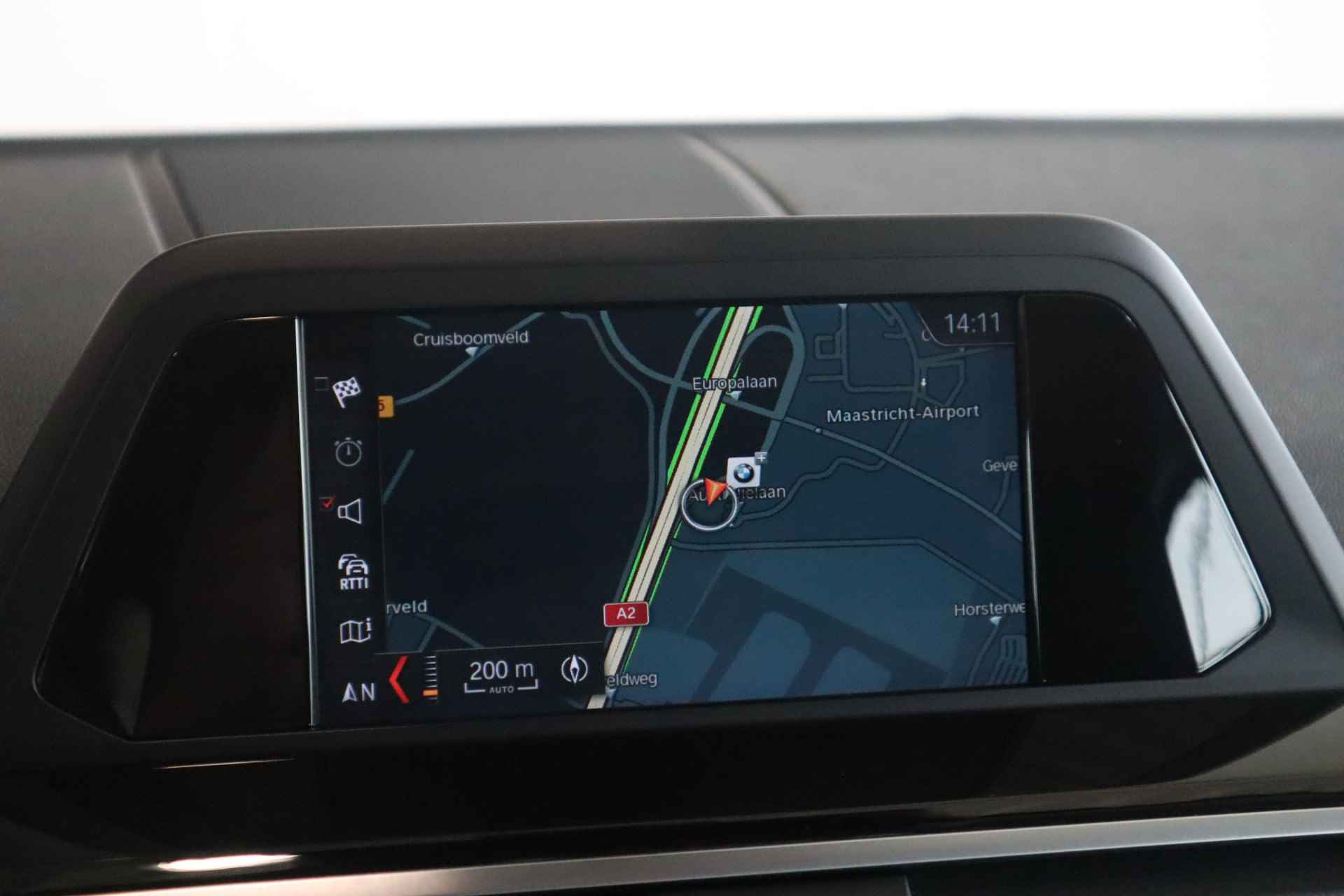BMW X4 xDrive20i x-Line Navigatie / Comfort Access / Trekhaak - 13/20