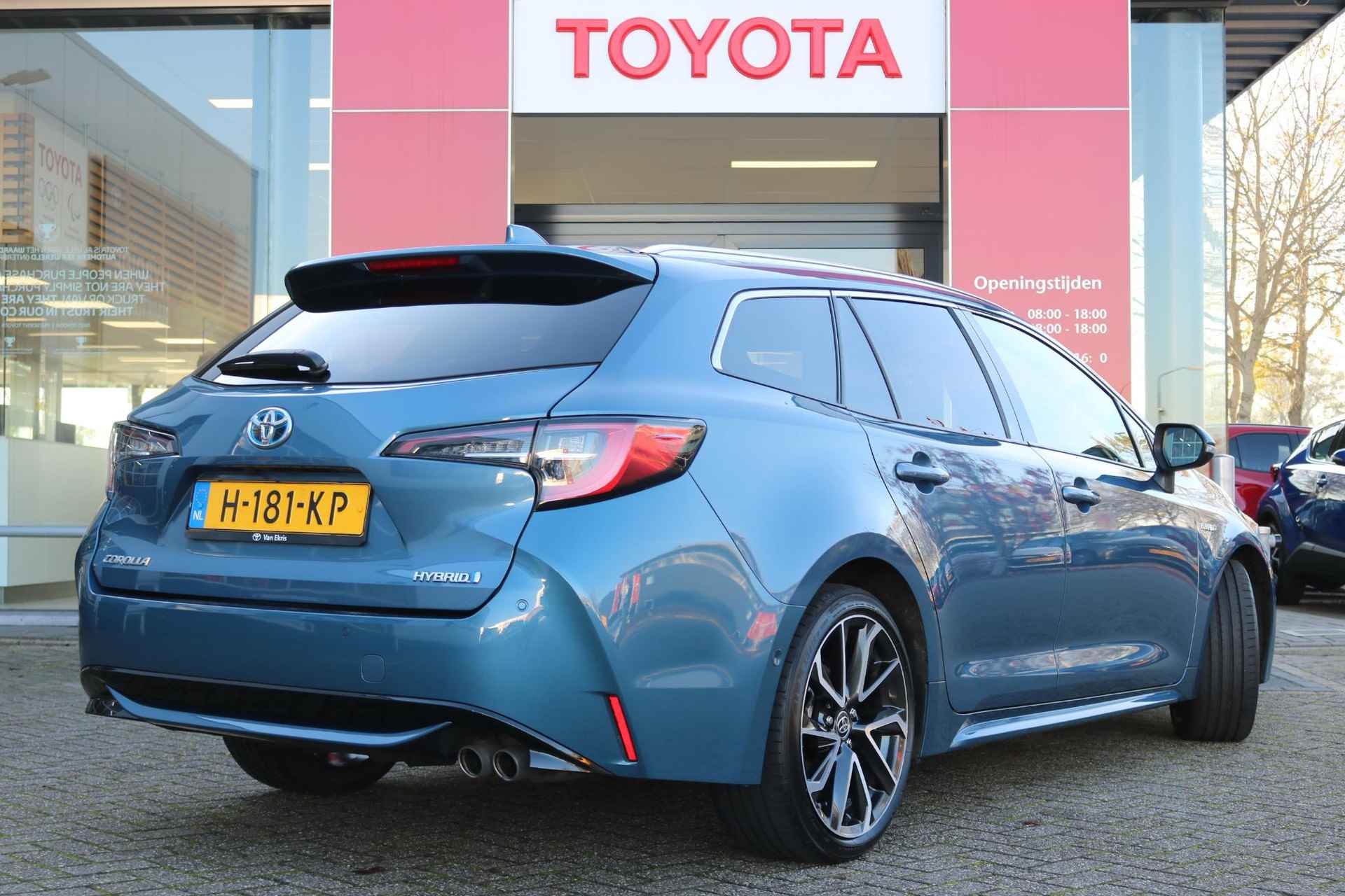 Toyota Corolla Touring Sports 2.0 Hybrid Executive, Parkeersensoren - 4/45