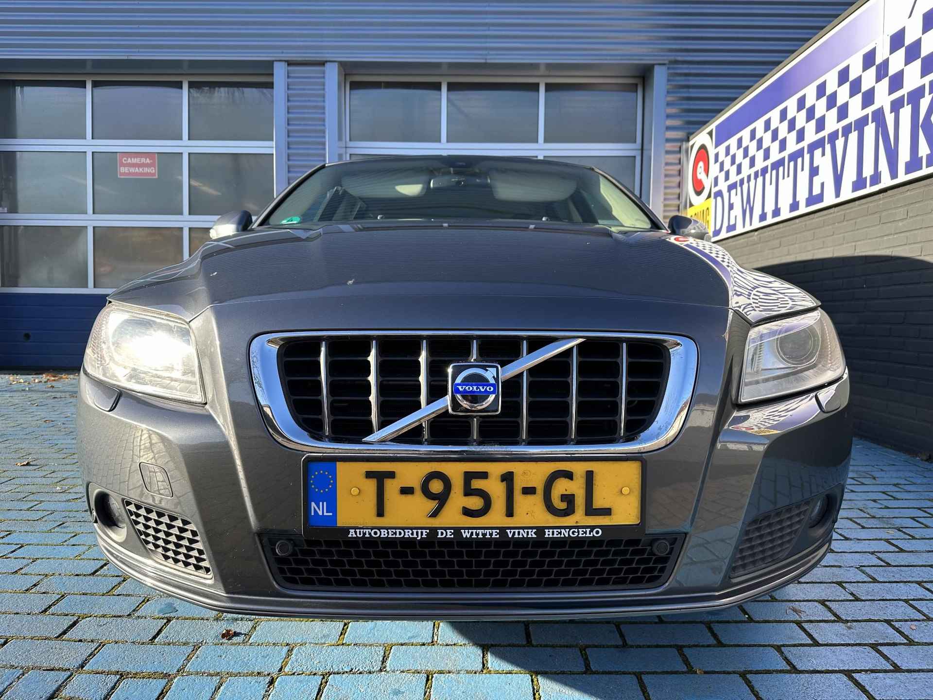 Volvo V70 2.0 CRUISE NAVI STOELVERWER. YOUNGTIMER - 3/27