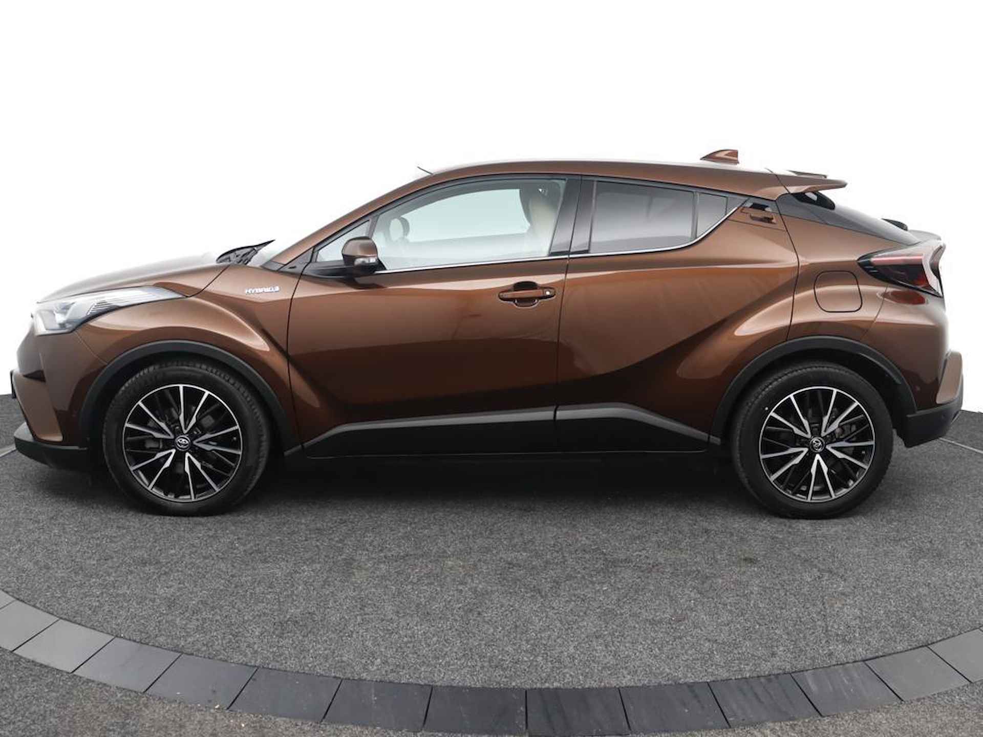 Toyota C-HR 1.8 Hybrid Premium | Lederen bekleding met stoelverwarming | Keyless | Parkeerhulp met Camera | - 3/44