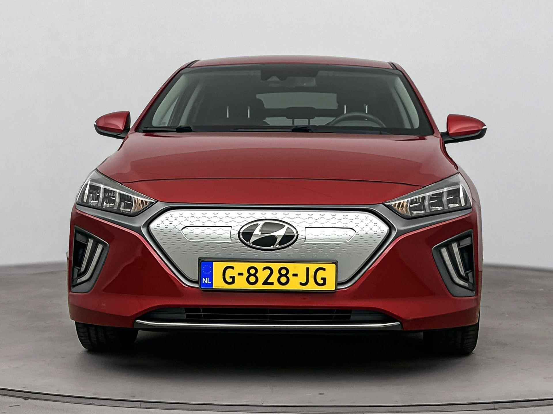 Hyundai IONIQ COMFORT EV 38 kWh | € 2000,- EV SUBSIDIE MOGELIJK | NAVI | CLIMA | CAMERA | CRUISE | PDC | 16'' LM VELGEN | PRIVACY GLASS | 100% HEALTH CHECK | - 5/33