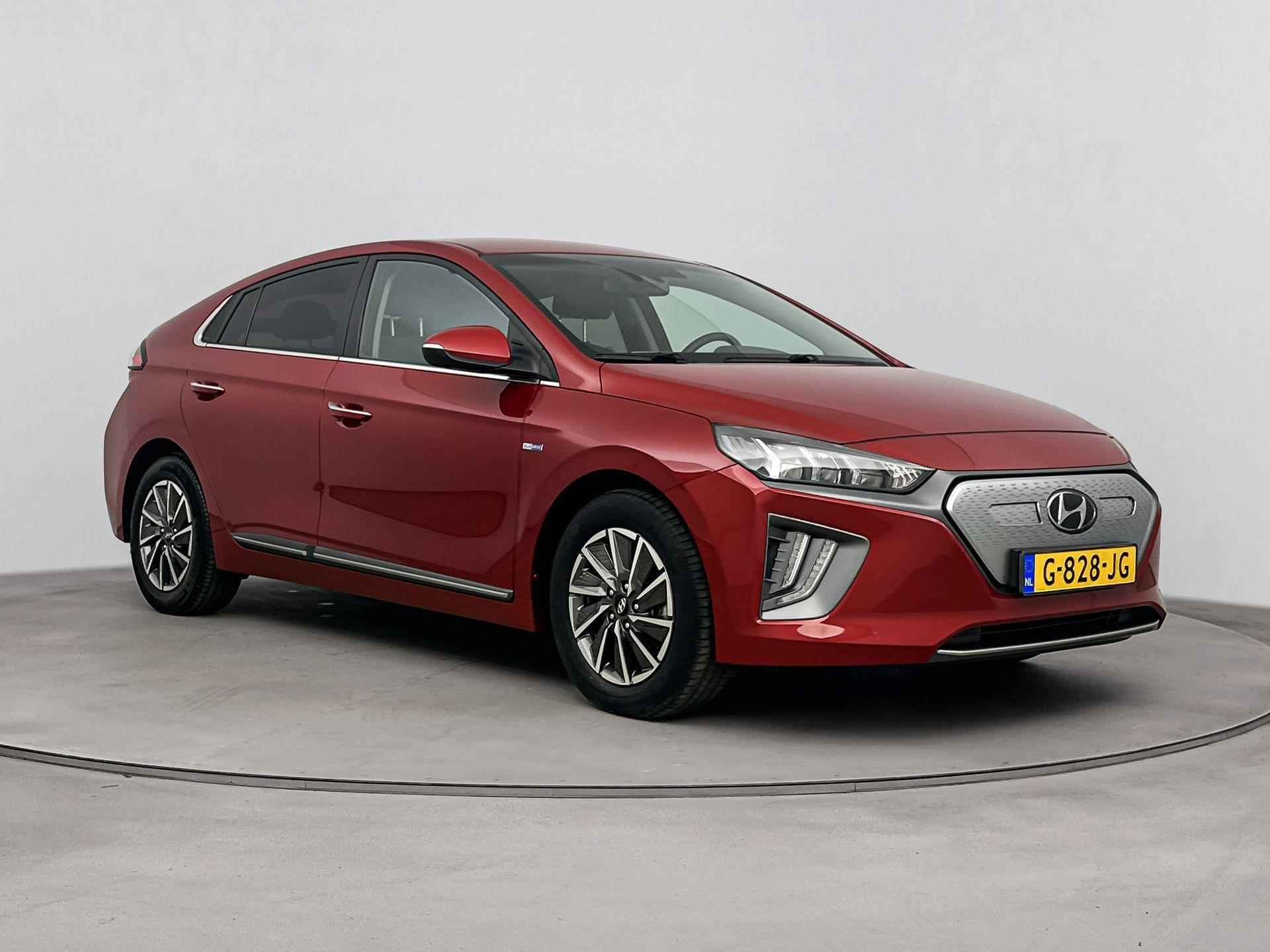 Hyundai IONIQ COMFORT EV 38 kWh | € 2000,- EV SUBSIDIE MOGELIJK | NAVI | CLIMA | CAMERA | CRUISE | PDC | 16'' LM VELGEN | PRIVACY GLASS | 100% HEALTH CHECK | - 7/33