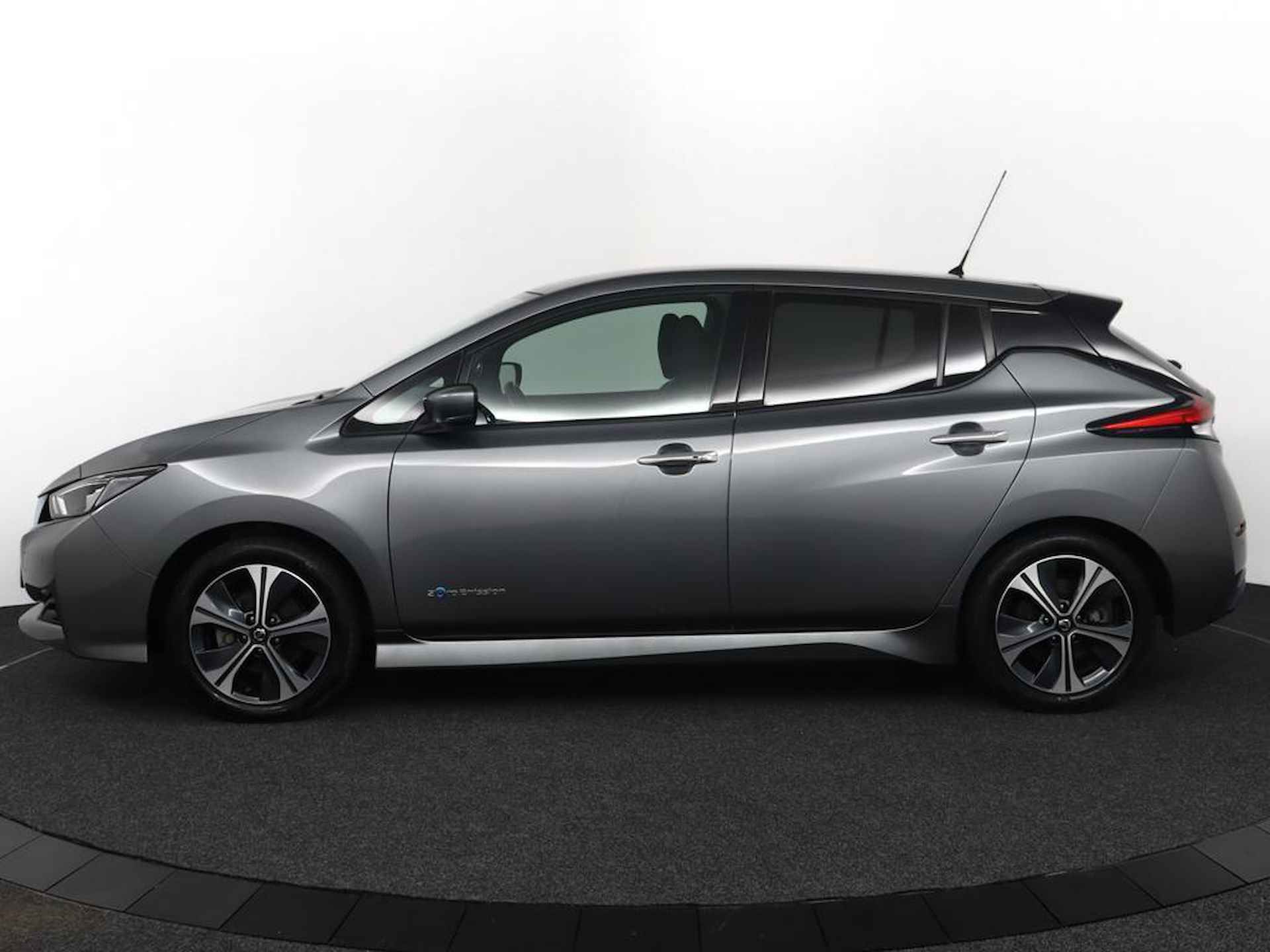 Nissan LEAF N-Connecta 40 kWh Automaat | Apple Carplay/Android Auto | 270 km|All in prijs + BOVAG Garantie | - 3/79