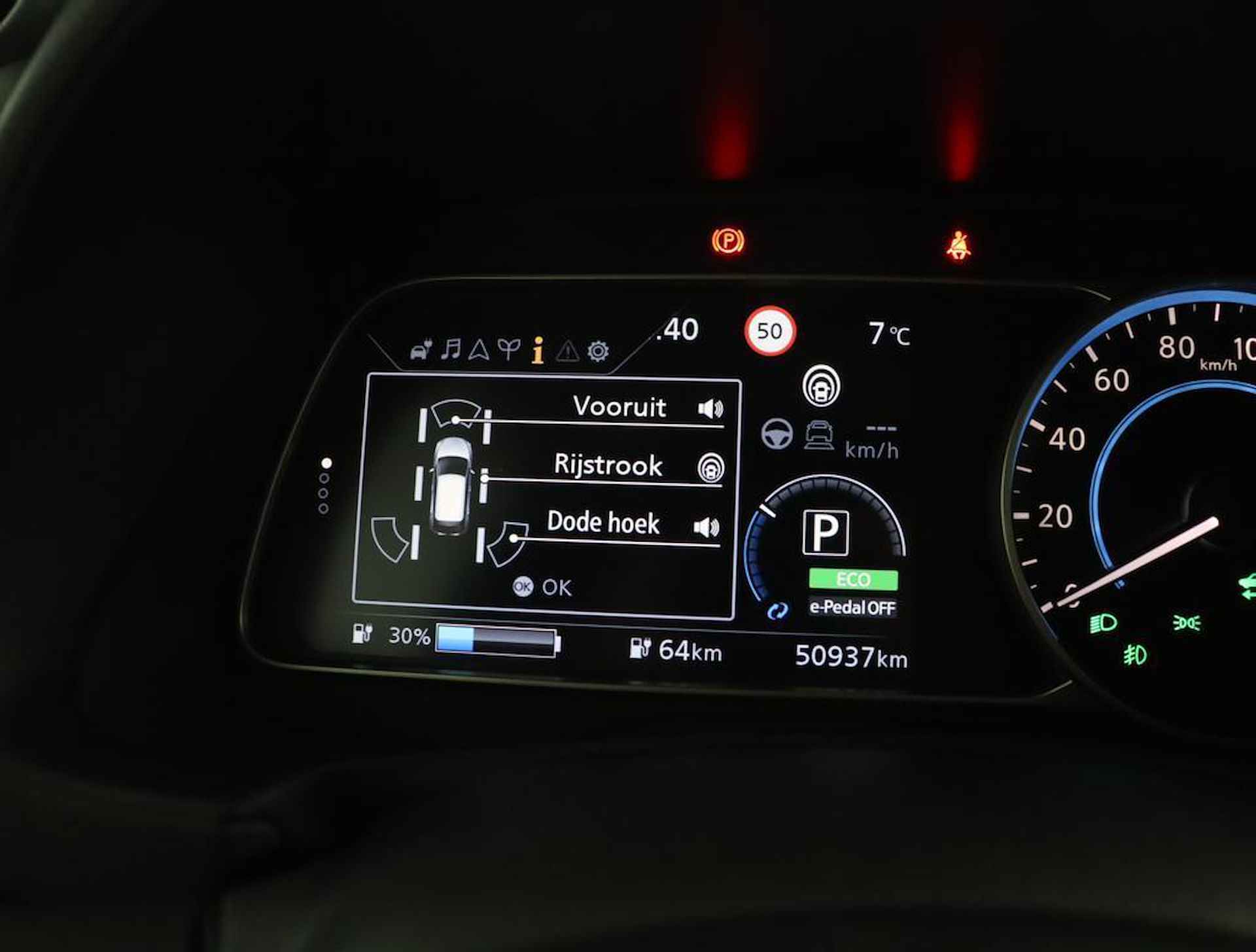 Nissan LEAF N-Connecta 40 kWh Automaat | Apple Carplay/Android Auto | 270 km|All in prijs + BOVAG Garantie | - 62/79