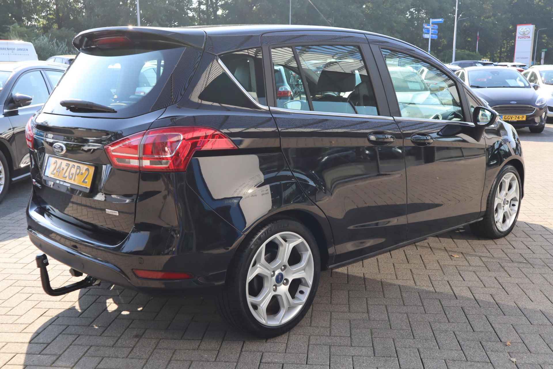 Ford B-Max TITANIUM 100PK CLIMA TREKHAAK HALF-LEDER+STOELVERW. PARK-SENSOREN 17"LMV A-SPOILER - 23/29