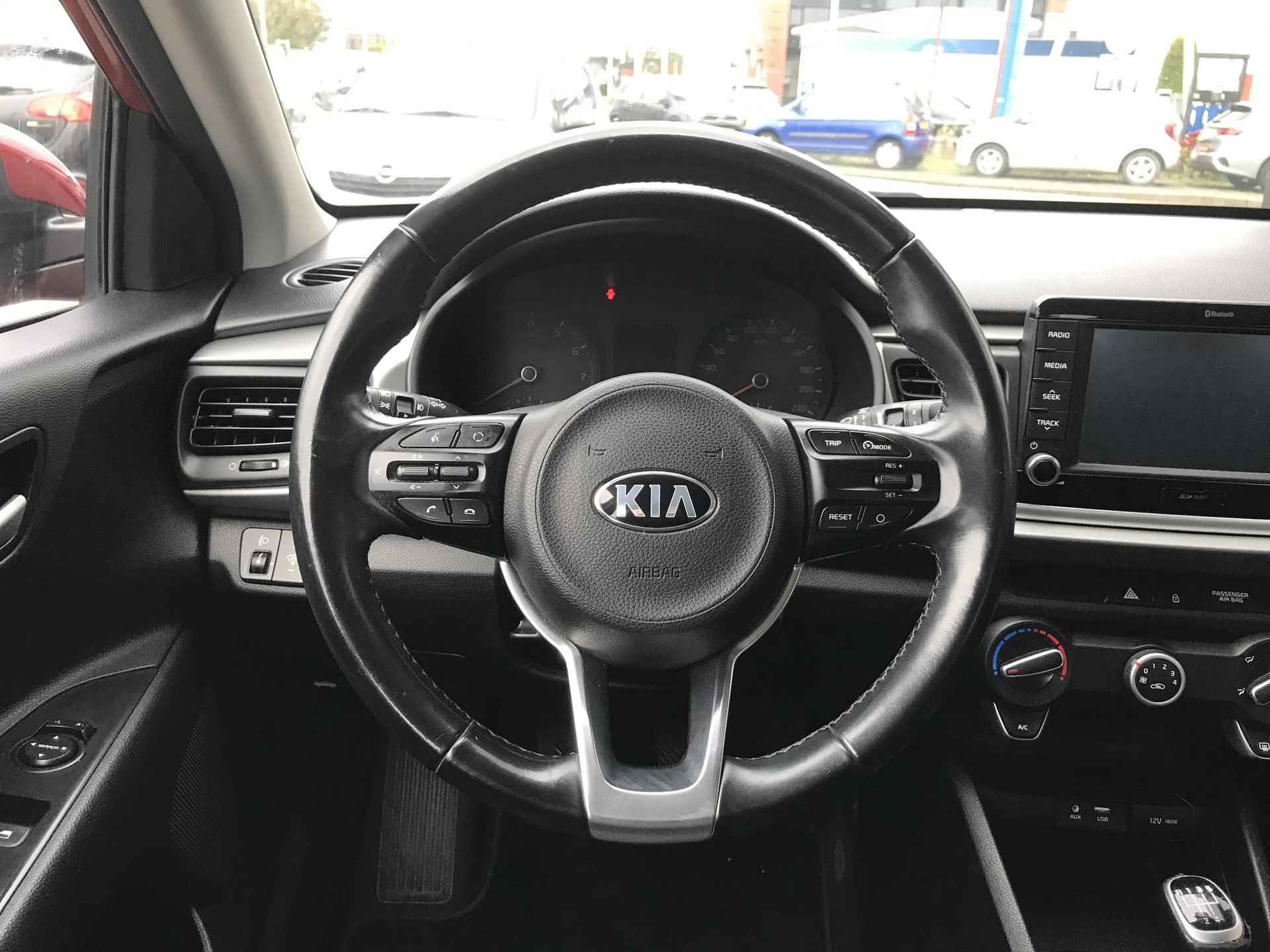 Kia Rio 1.0 ComfortPlusLine Navigator Dealer onderhouden - 10/20