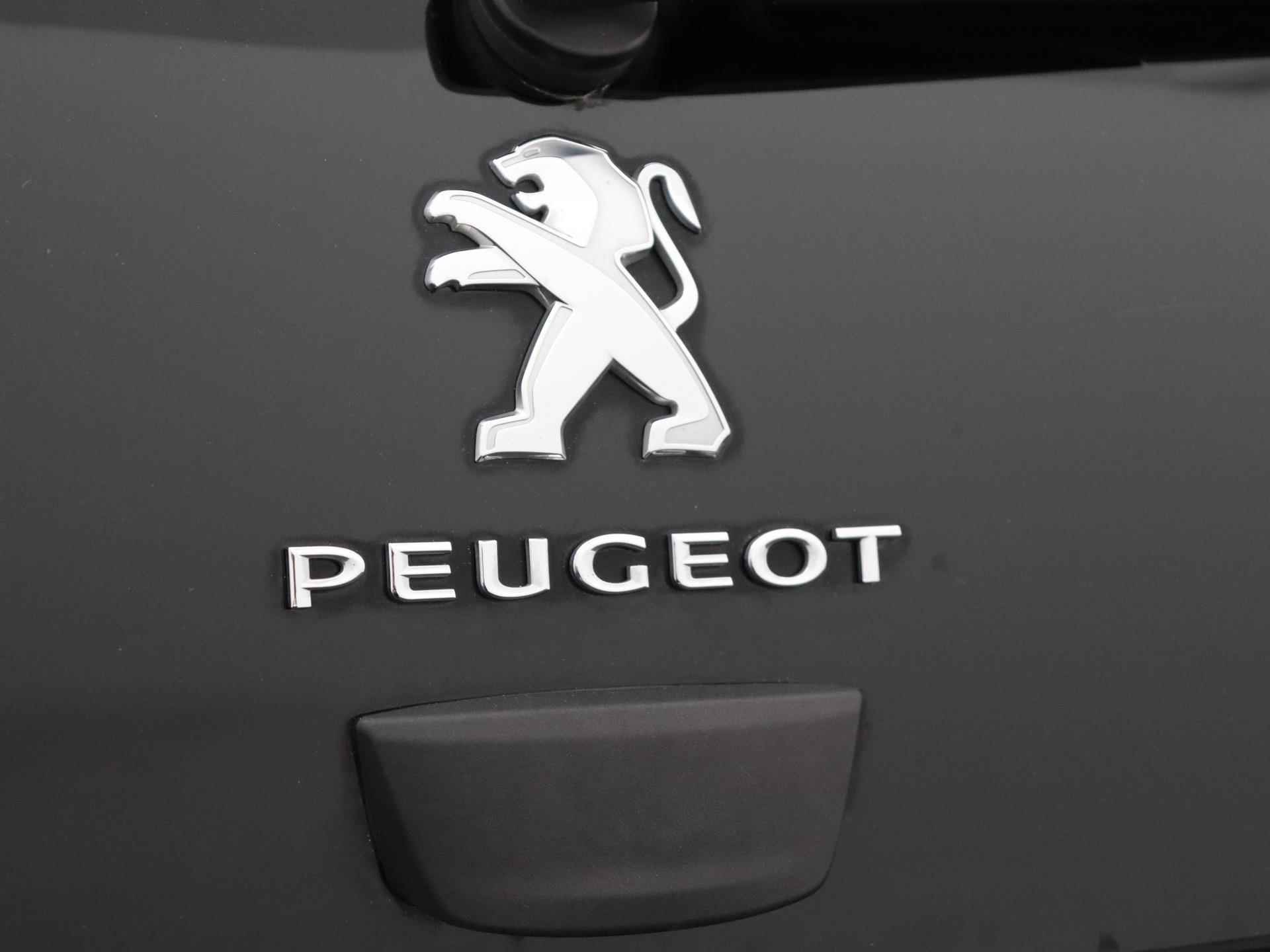 Peugeot 108 Allure TOP! 72pk | Navigatie Via AppleCarPlay/AndroidAuto | Camera | Elektrisch Vouwdak | Climate Control | Licht Metalen Velgen 15" - 15/37