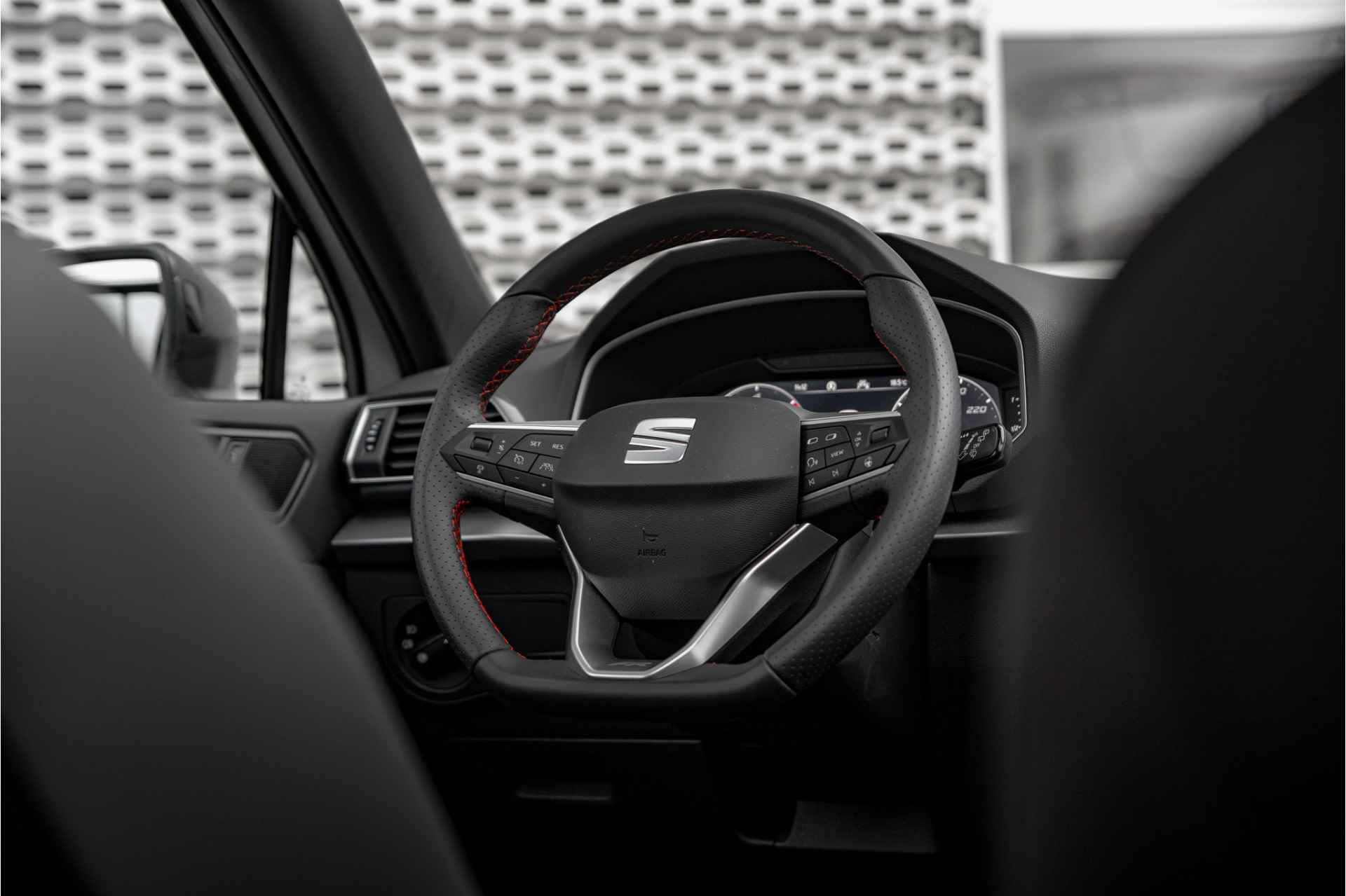 SEAT Tarraco 1.4 TSI e-Hybrid PHEV FR Business Intense | Panoramadak | Leder interieur | Camera - 10/37