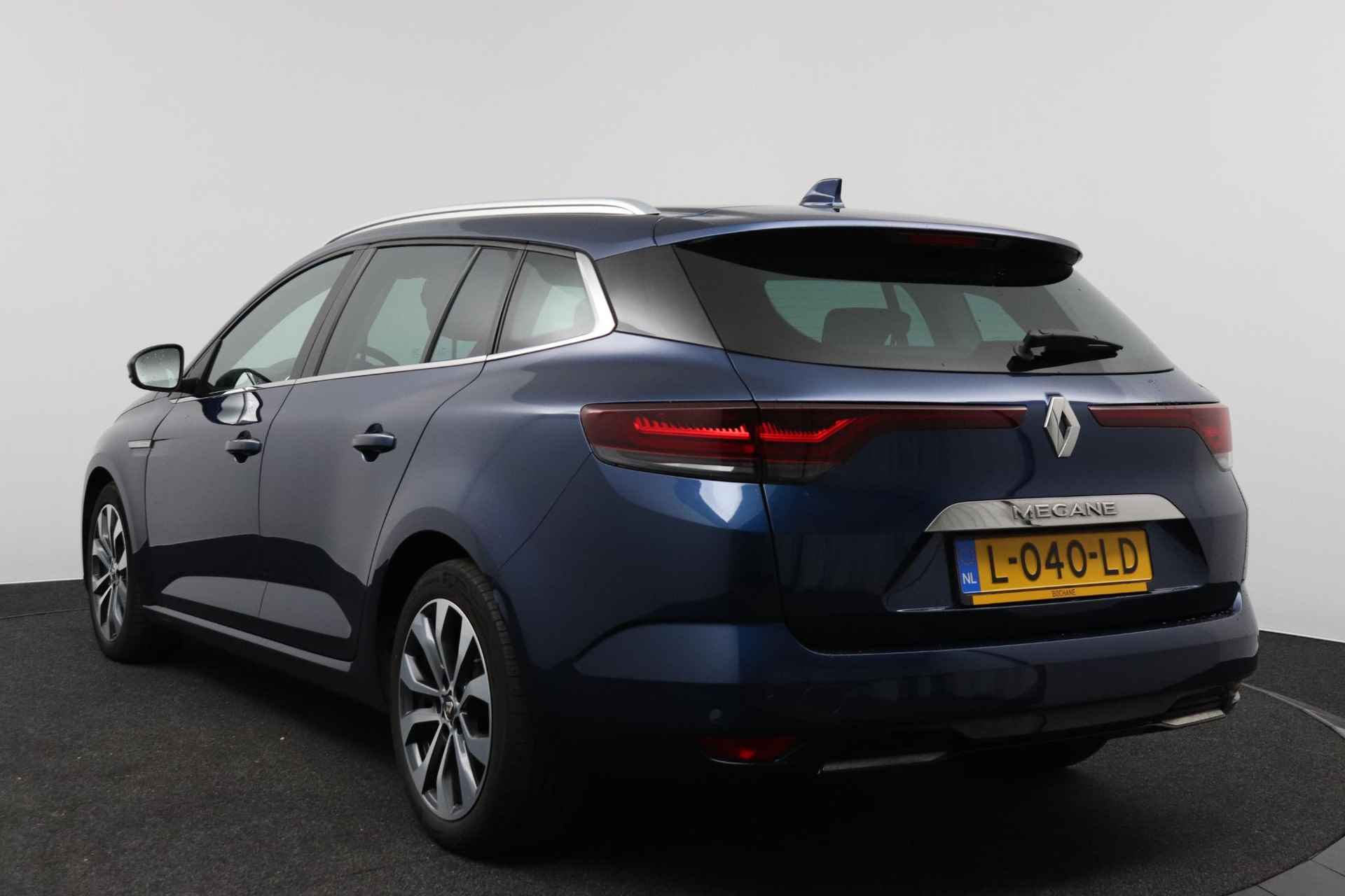 Renault Mégane Estate 1.3 TCe 140 Business Edition One | Bose audio | Dodehoekdetectie - 7/50