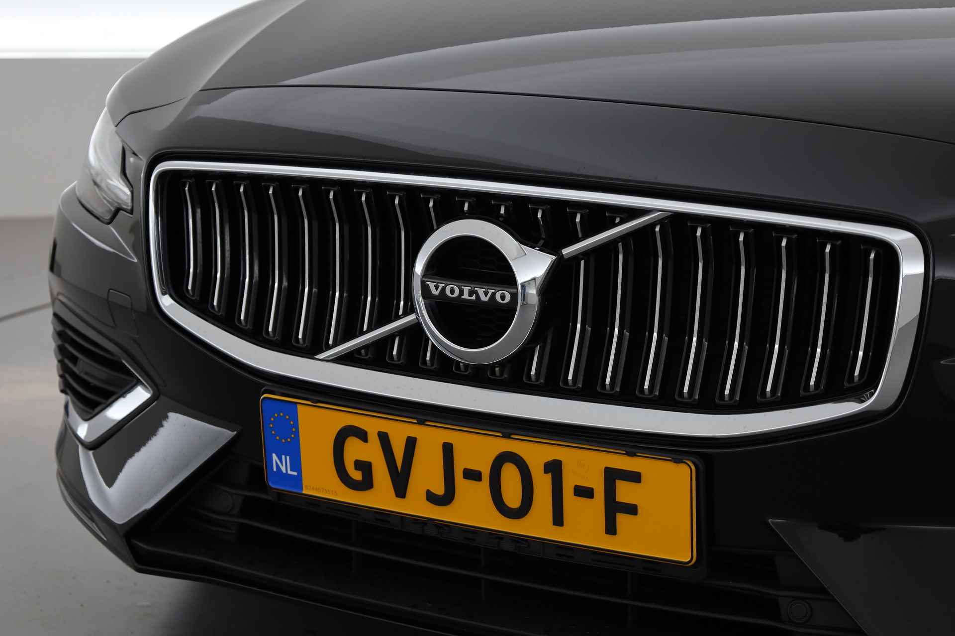 Volvo V60 2.0 T6 Recharge AWD Inscription | Voorruit- Stuur- Stoelverwarming | Camera | - 22/28