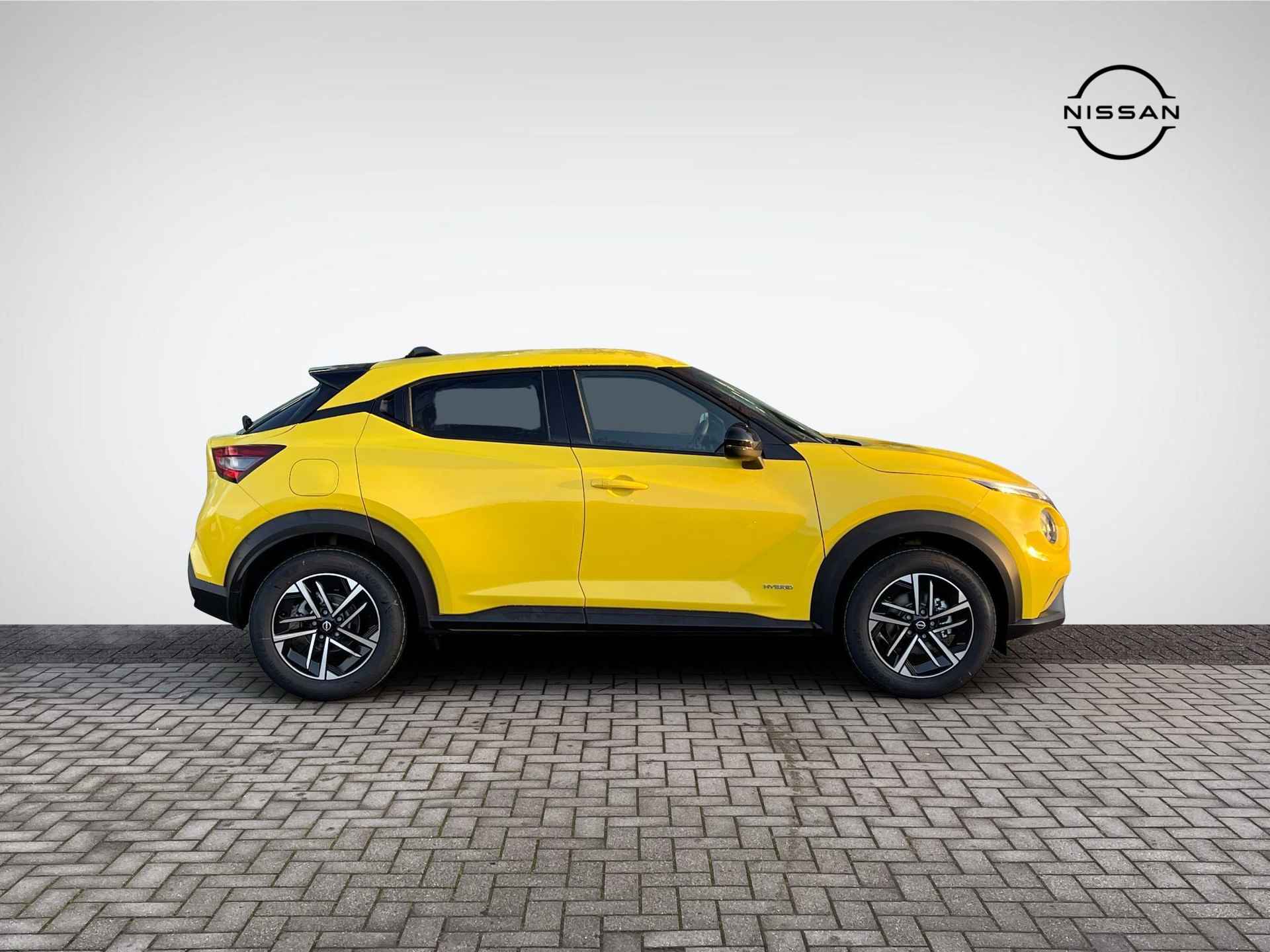 Nissan Juke 1.6 Hybrid N-Connecta Cold Pack - 3/26