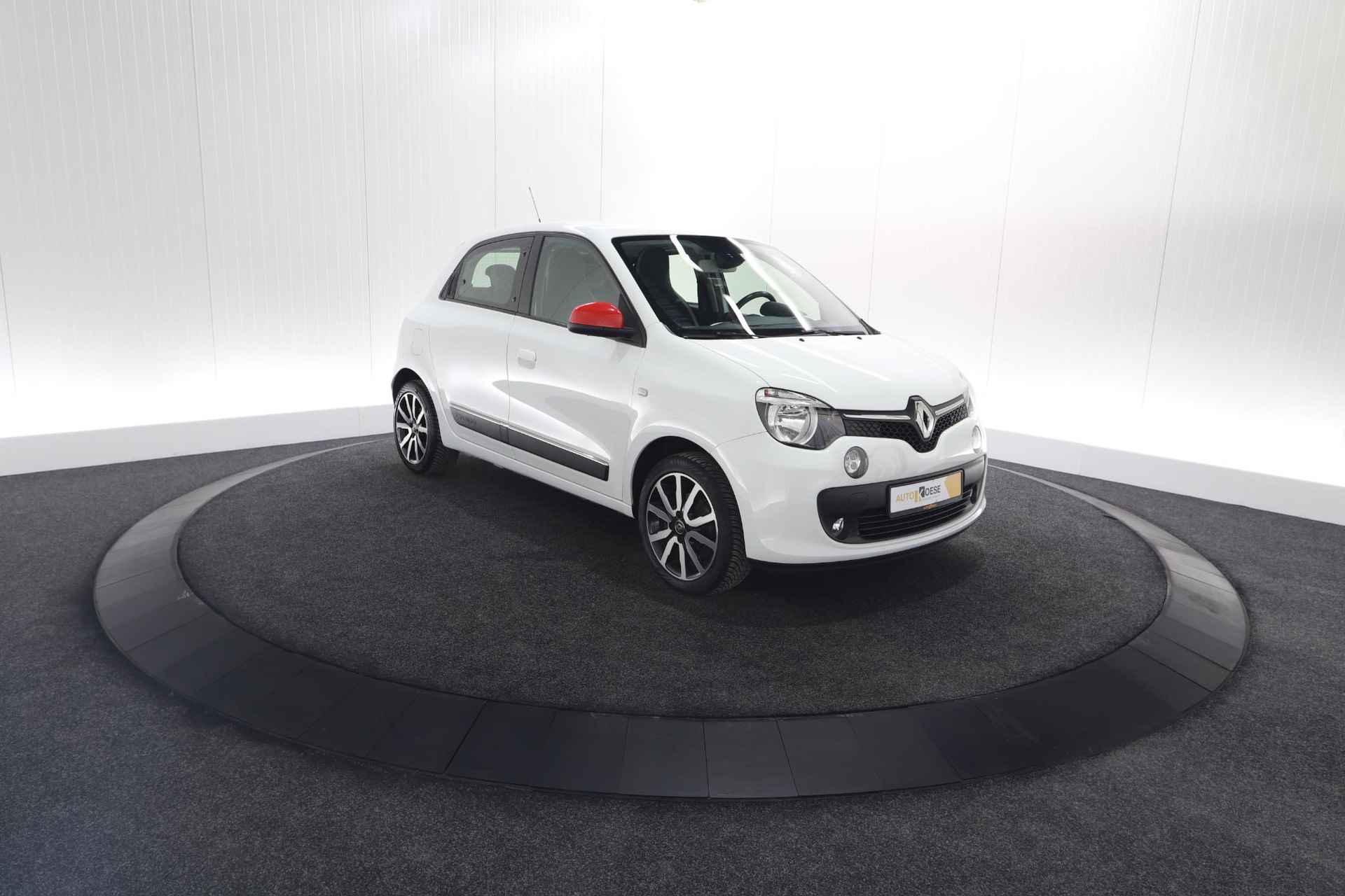 Renault Twingo SCe 70 Intens Automaat | Camera | Navigatie | Climate Control | Cruise Control - 8/72