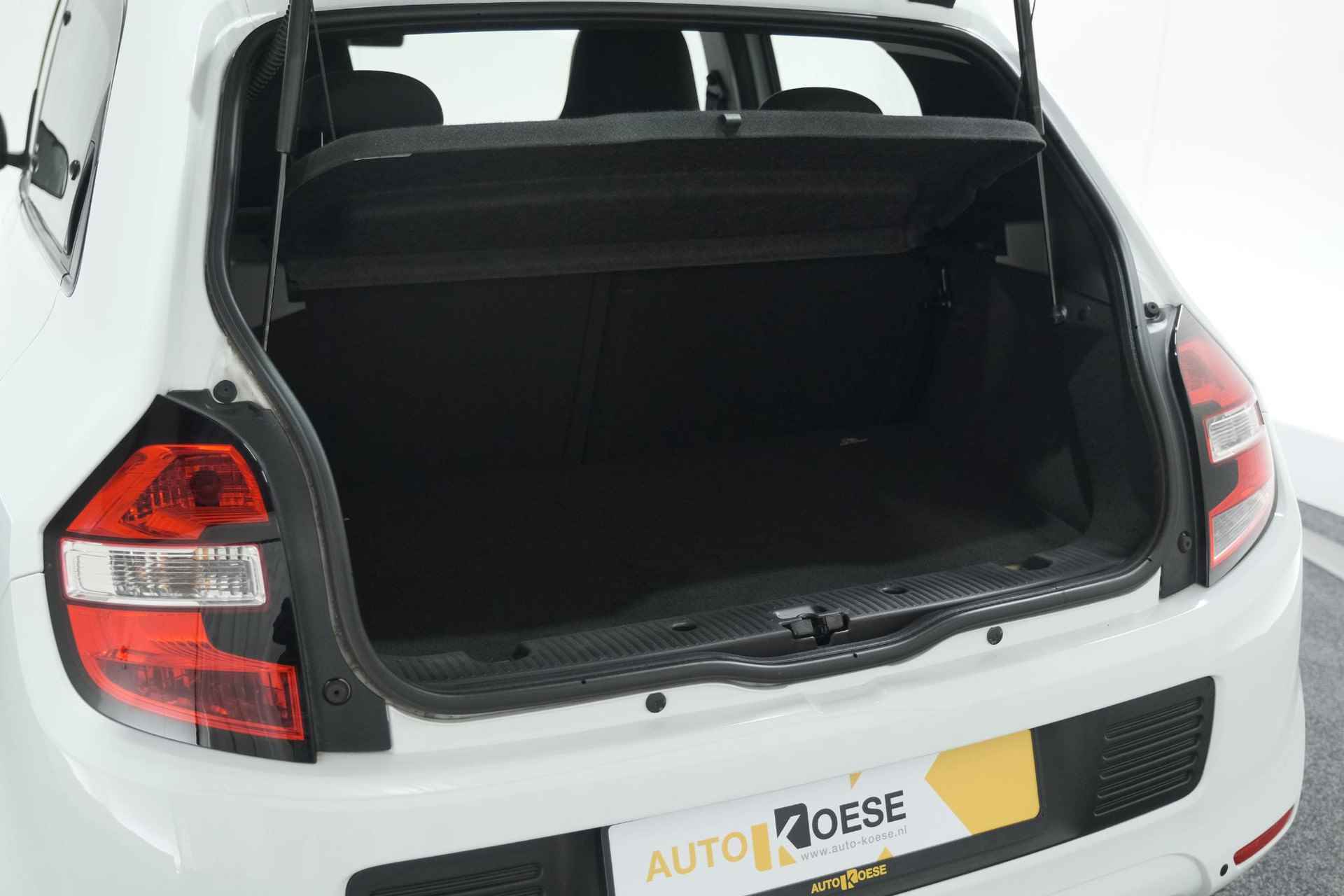 Renault Twingo SCe 70 Intens Automaat | Camera | Navigatie | Climate Control | Cruise Control - 59/72