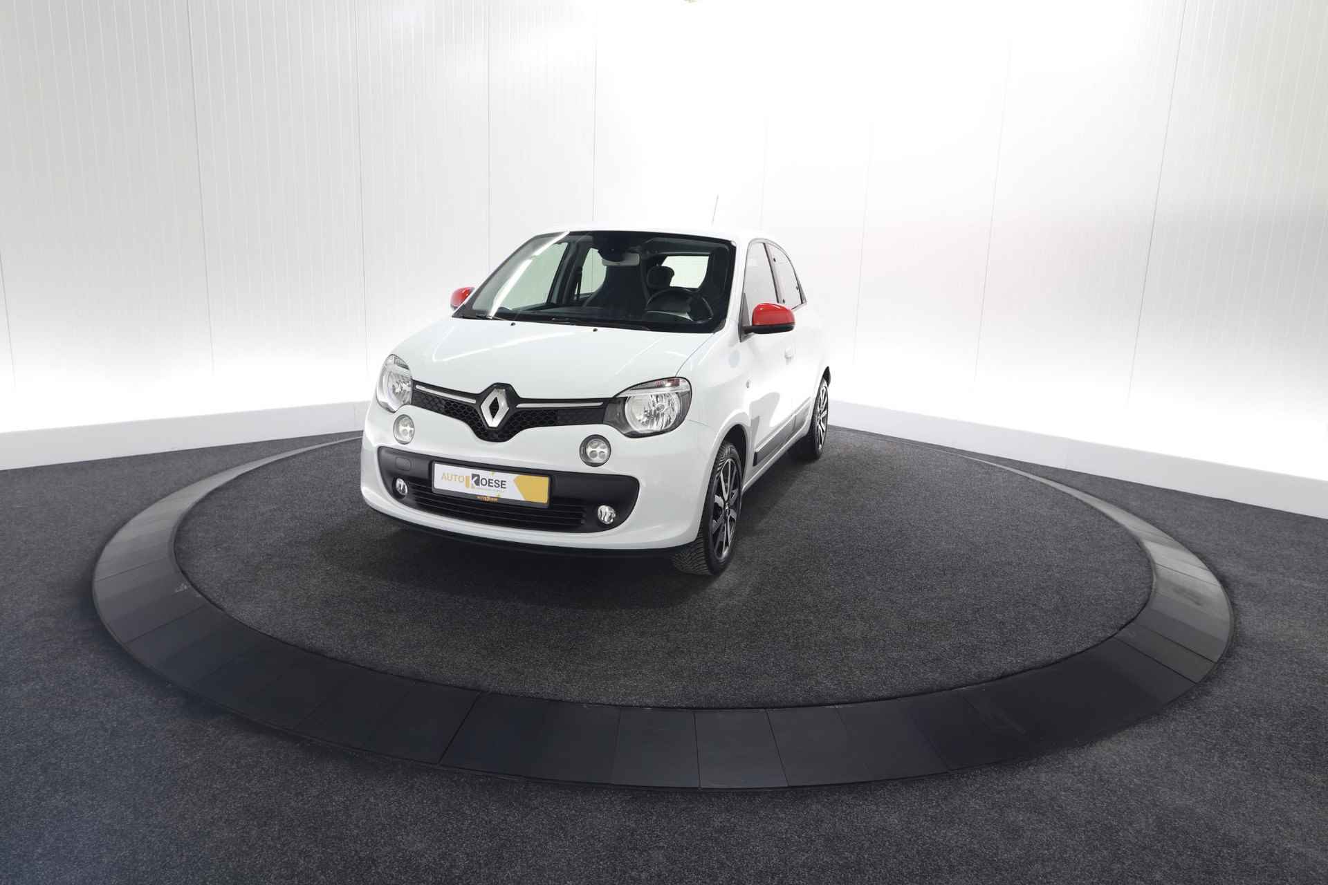 Renault Twingo SCe 70 Intens Automaat | Camera | Navigatie | Climate Control | Cruise Control - 68/72