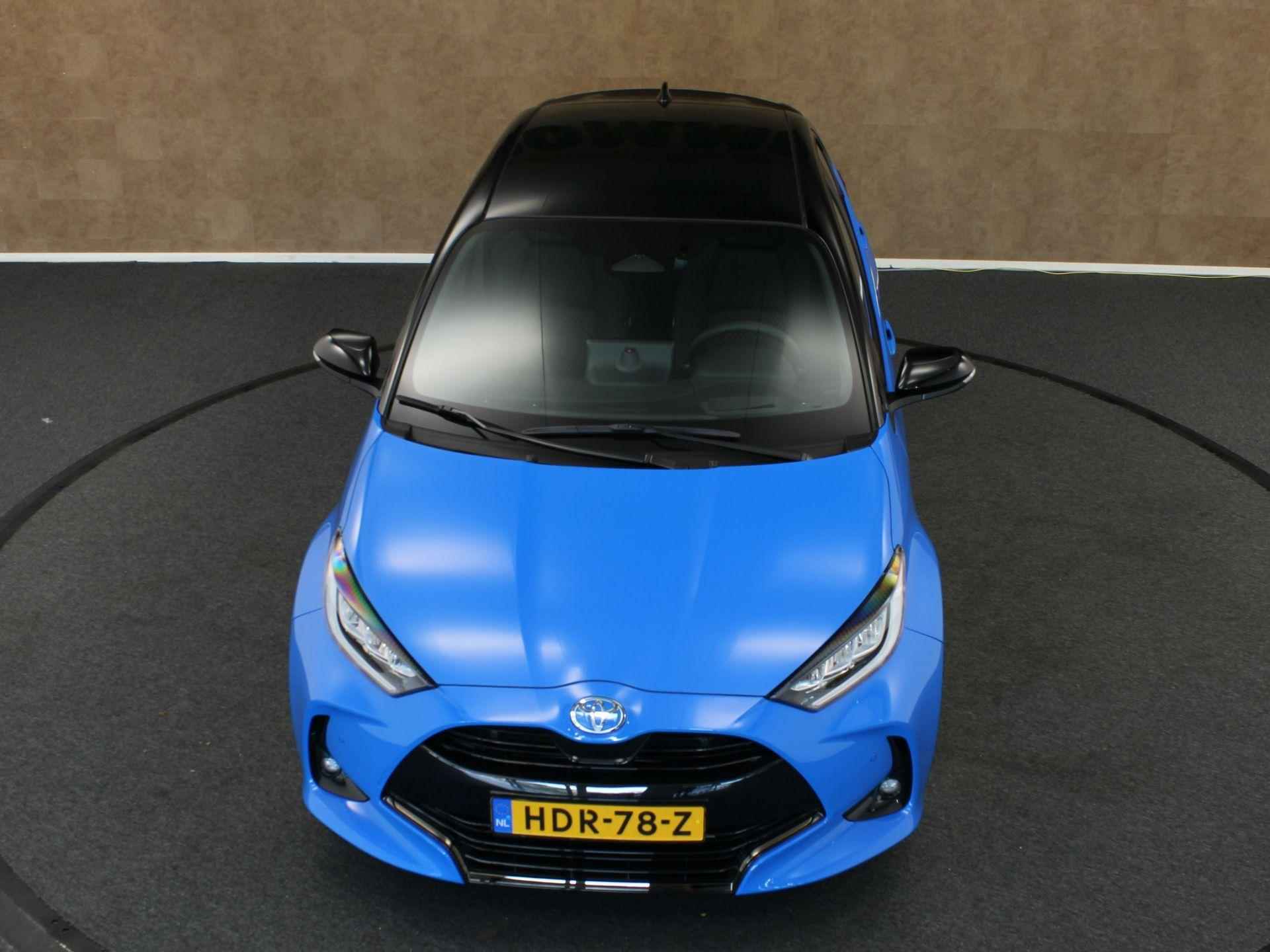 Toyota Yaris 1.5 Hybrid 130 Launch Edition - ORIGINEEL NEDERLANDSE AUTO - JBL PREMIUM SOUND SYSTEM - DODEHOEKDETECTIE - STOELVERWARMING VOOR - STUURVERWARMING - KUNSTLEDEREN BEKLEDING - ACHTERUITRIJCAMERA - PARKEERSENSOREN VOOR EN ACHTER - 11/33