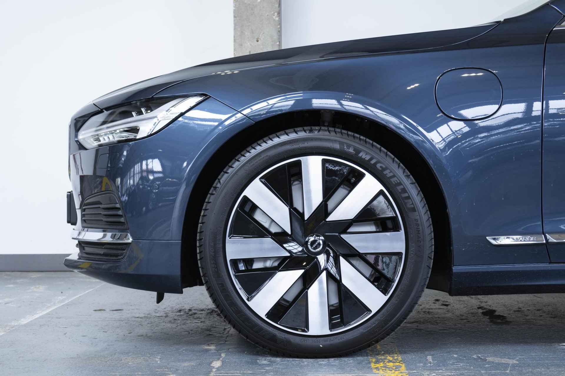 Volvo V90 T6 Recharge AWD Ultimate Bright | Panoramadak | Harman Kardon audio | 360º camera | Stoel- en stuurverwarming | Verwarmbare achterbank - 12/43
