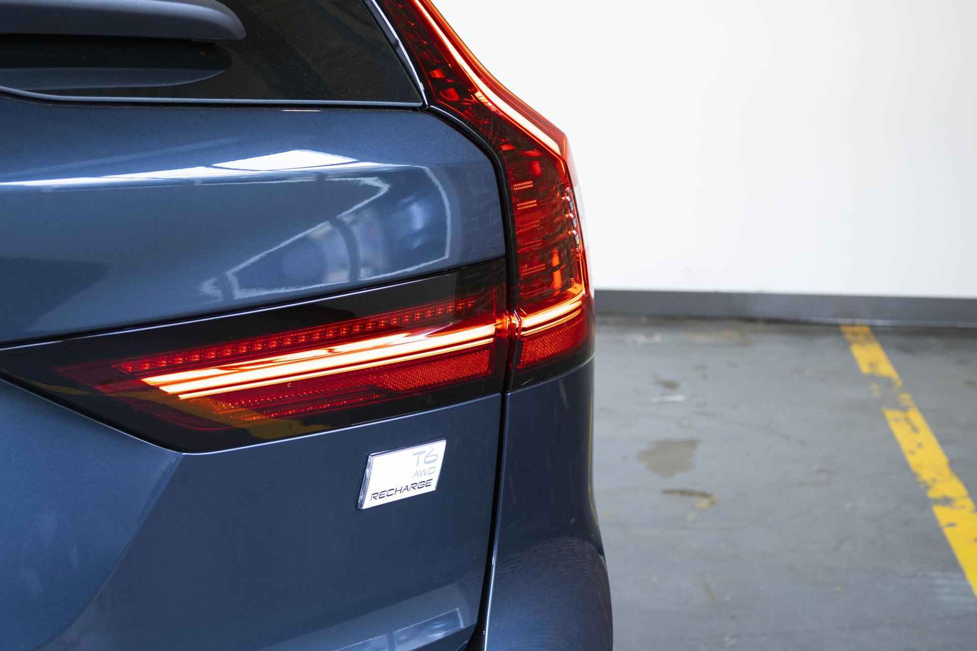 Volvo V90 T6 Recharge AWD Ultimate Bright | Panoramadak | Harman Kardon audio | 360º camera | Stoel- en stuurverwarming | Verwarmbare achterbank - 16/43