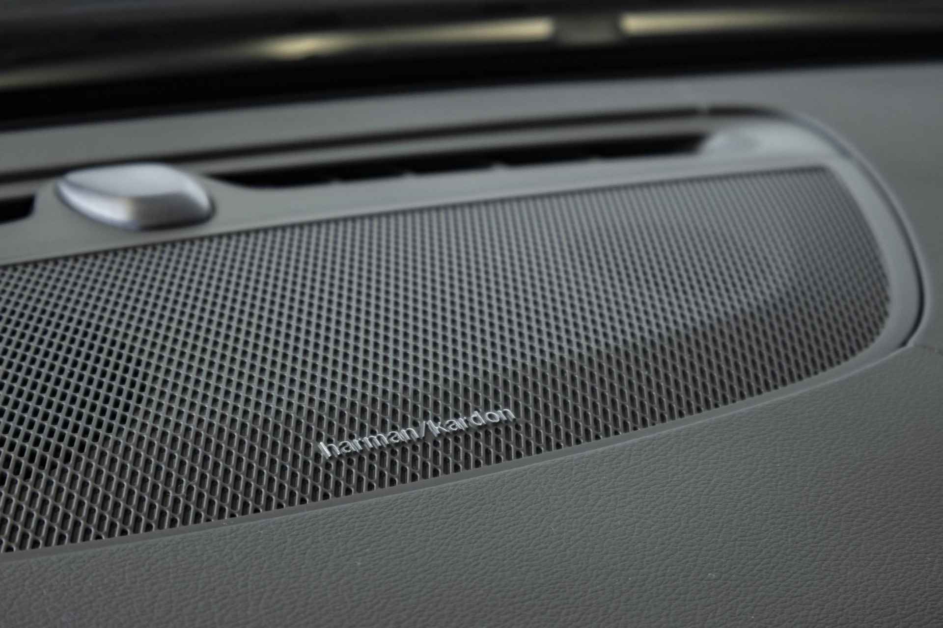 Volvo V90 T6 Recharge AWD Ultimate Bright | Panoramadak | Harman Kardon audio | 360º camera | Stoel- en stuurverwarming | Verwarmbare achterbank - 23/43