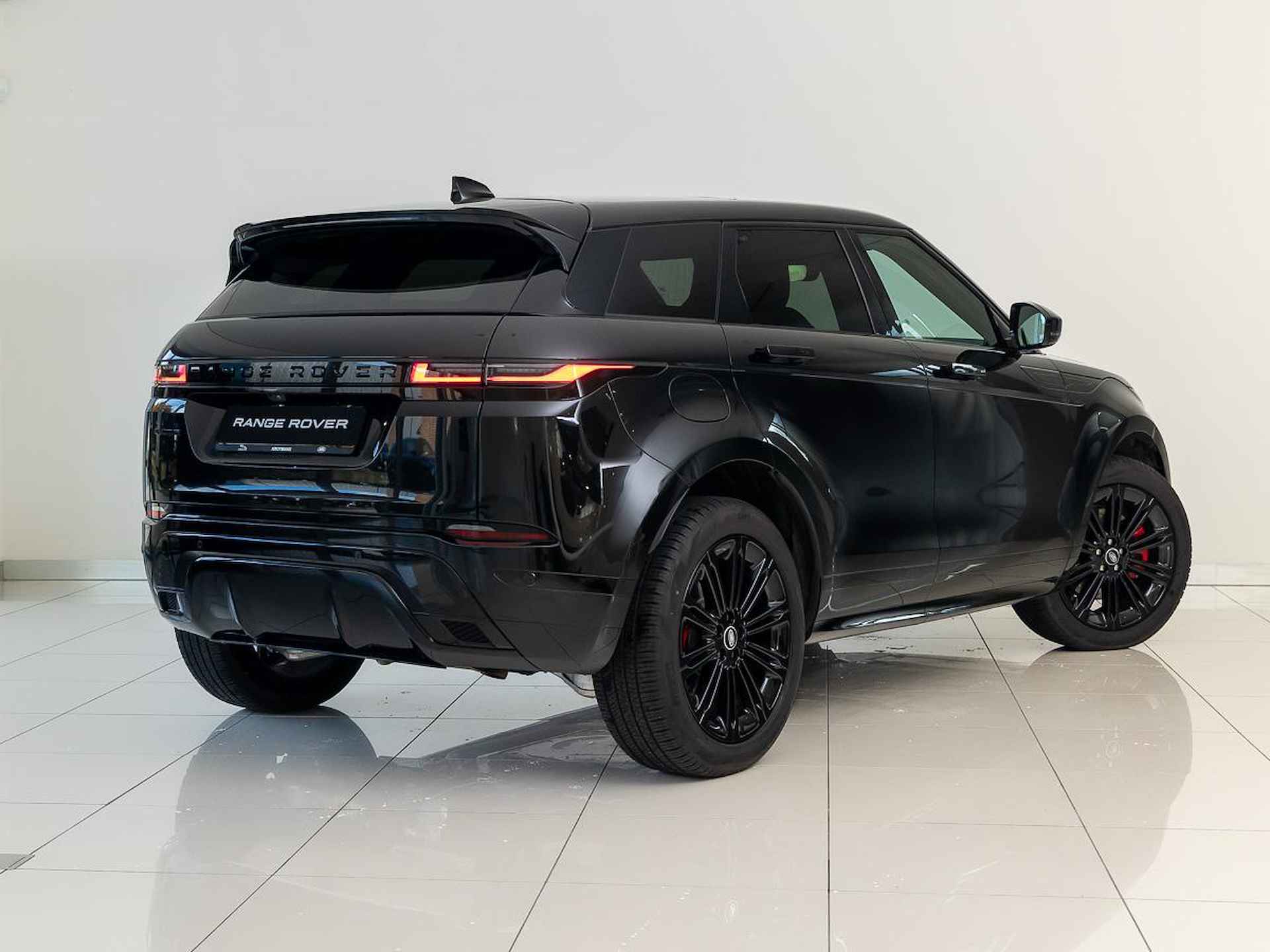 Land Rover Range Rover Evoque P300e PHEV Dynamic HSE | Stoelventilatie | Cold Climate Pack | Pano - 2/26