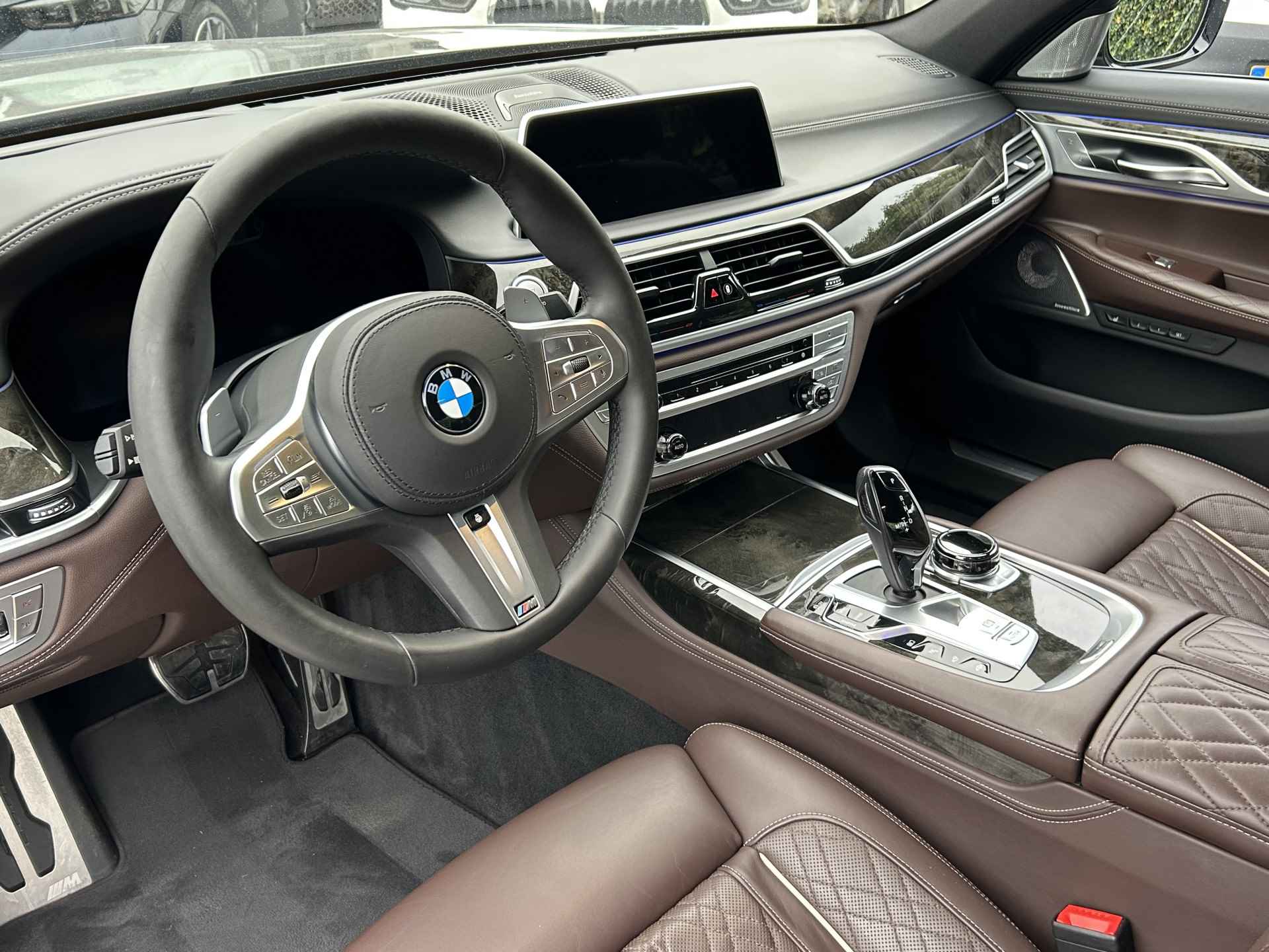 BMW 7 Serie 745e High Exe | M-Sport | Nappa | Bowers & Wilkins | Driv. Ass. Prof. | Massage | Soft-Close | Act. Steering | Lederen Dash. - 7/26