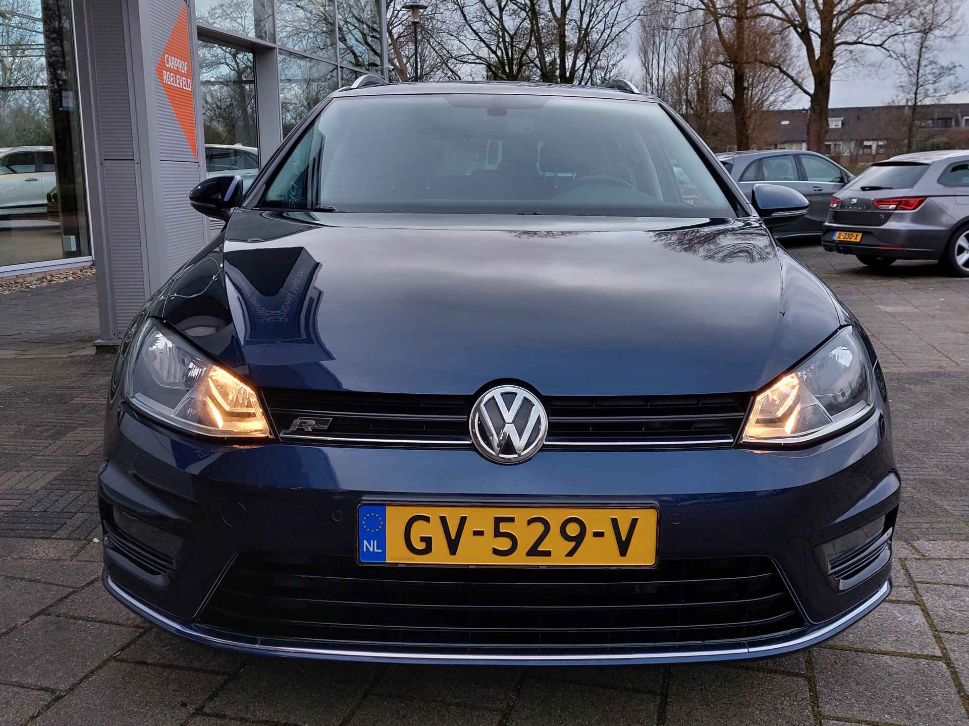 Volkswagen GOLF Variant 1.6 TDI 110pk Business Edition R-Line | Origineel NL | Navi | Clima | Cruise | Pdc V+A+Camera | Stoelverwarming+Massage | Licht+Regensensor | Mistlampen | Privacy Glass | 17''lm | Trekhaak - 3/50