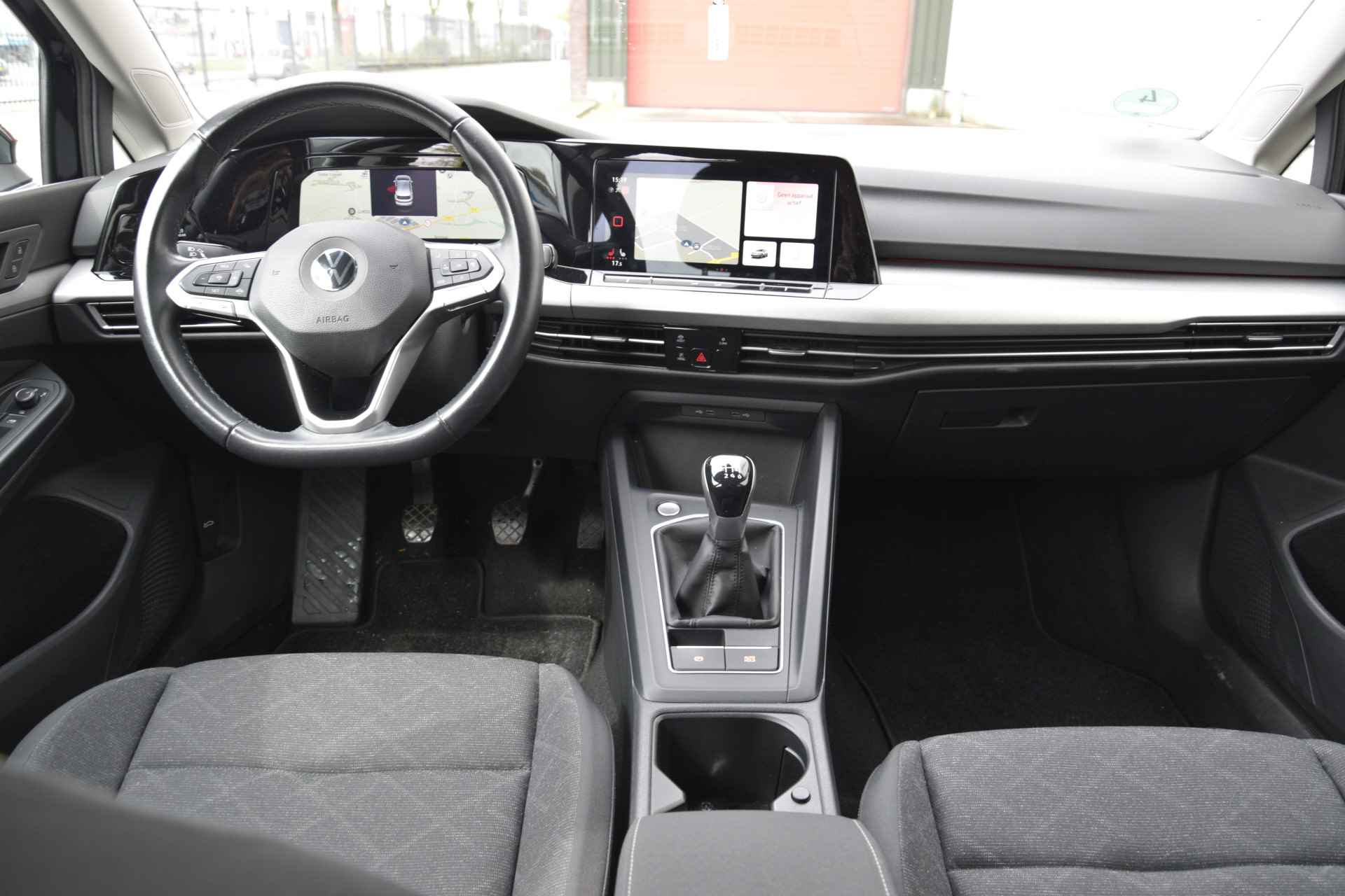 Volkswagen Golf 1.5 TSI Style | Digital Cockpit | Navi | Stoelen verwarmd | Clima Control | Keyless Entry | - 4/7